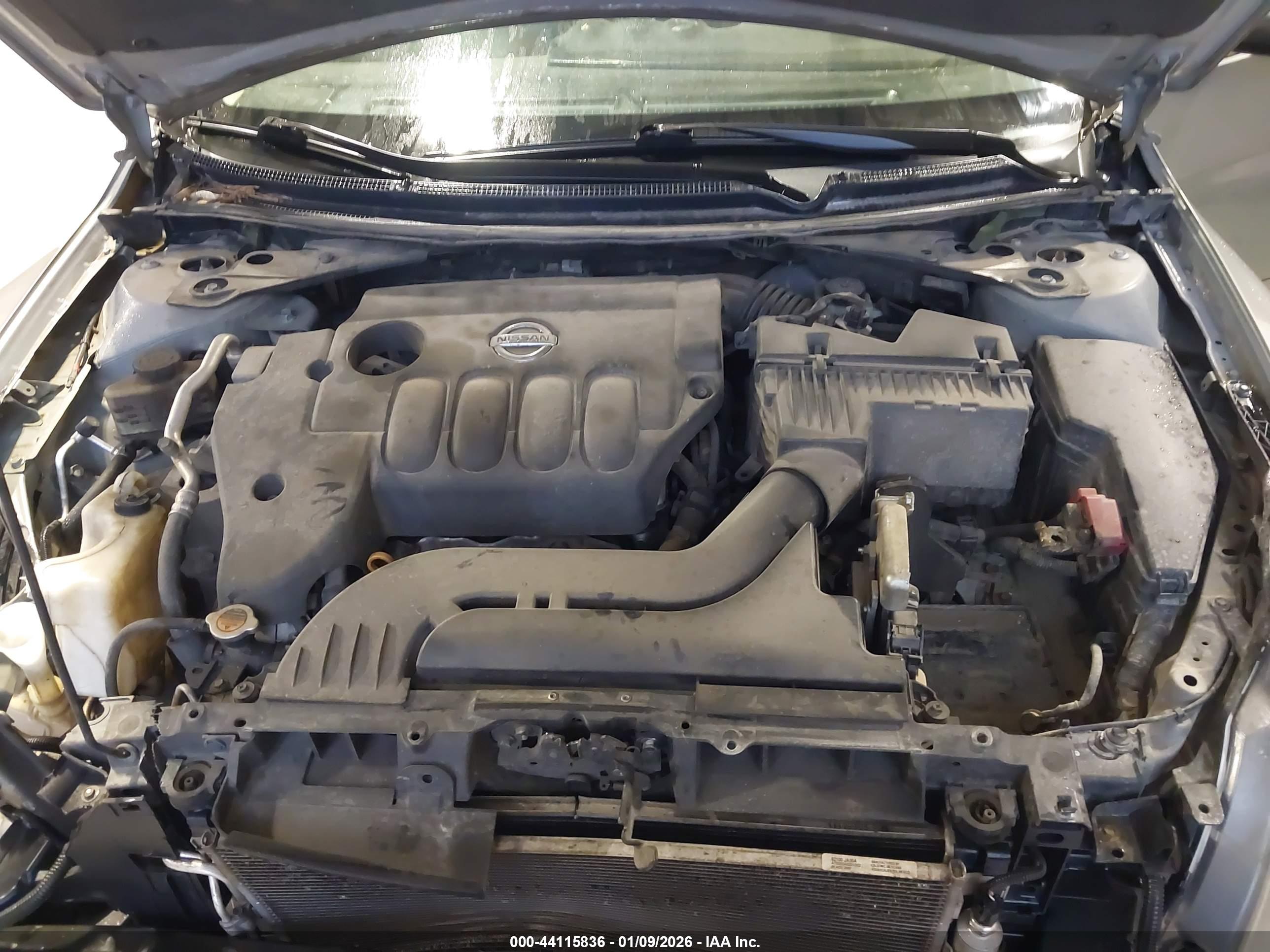 NISSAN ALTIMA image 10