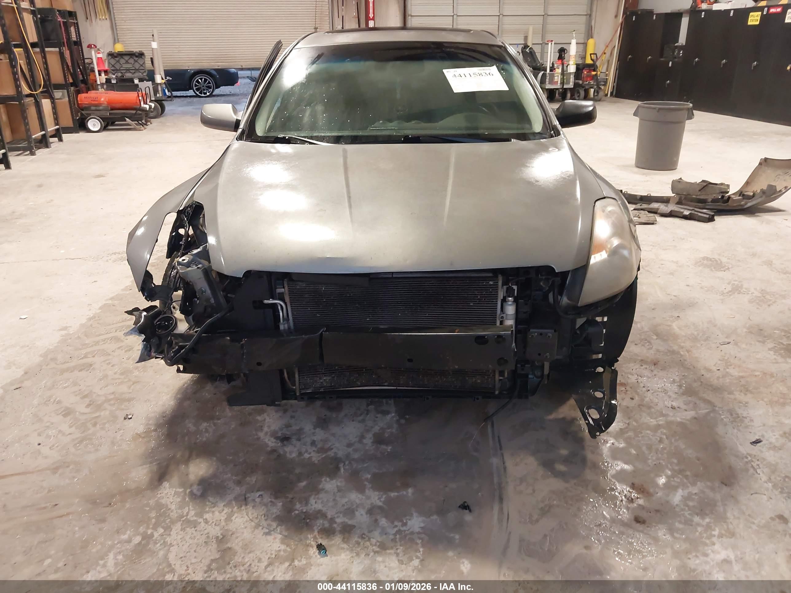 NISSAN ALTIMA image 6