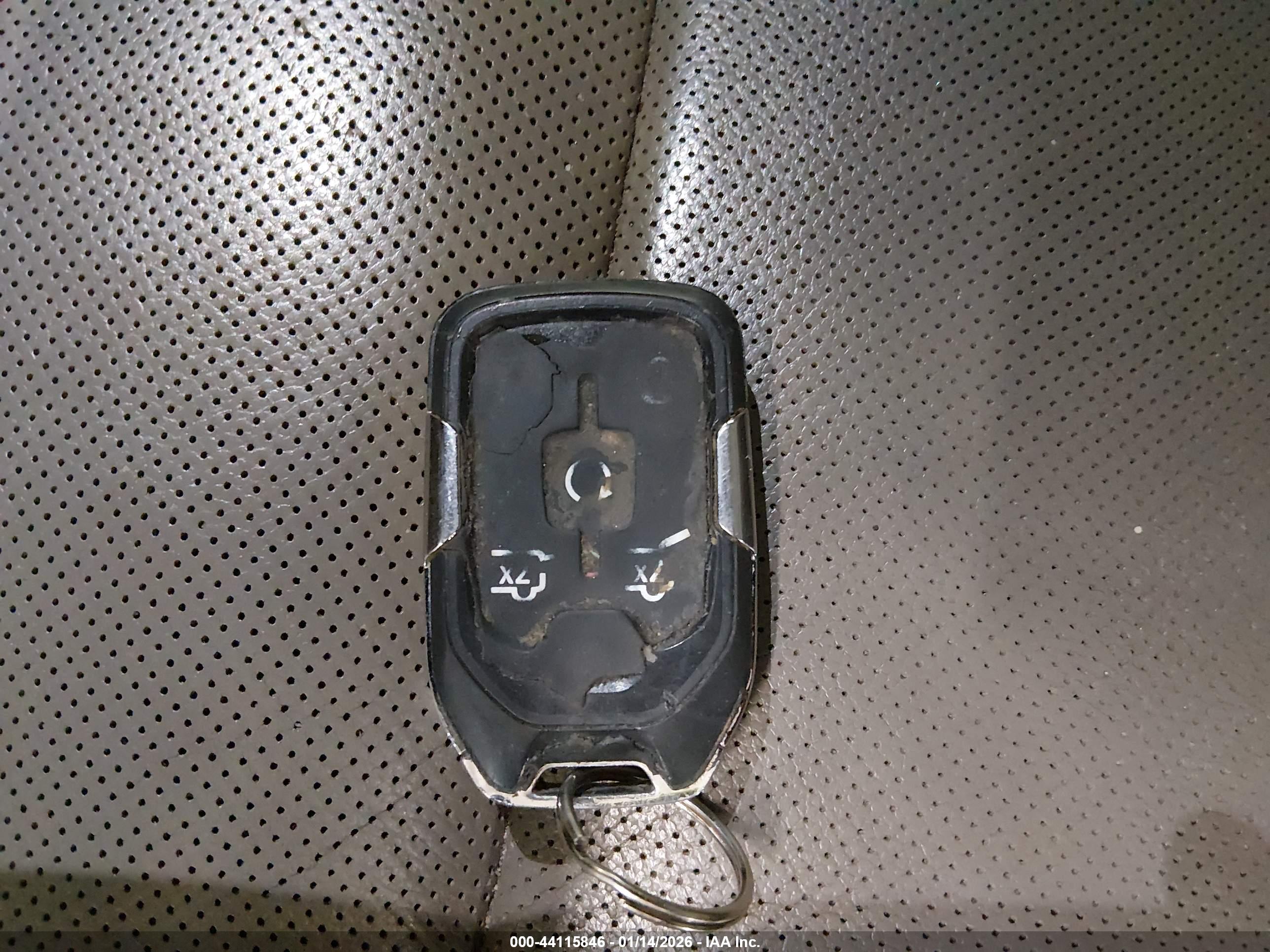 GMC YUKON image 11