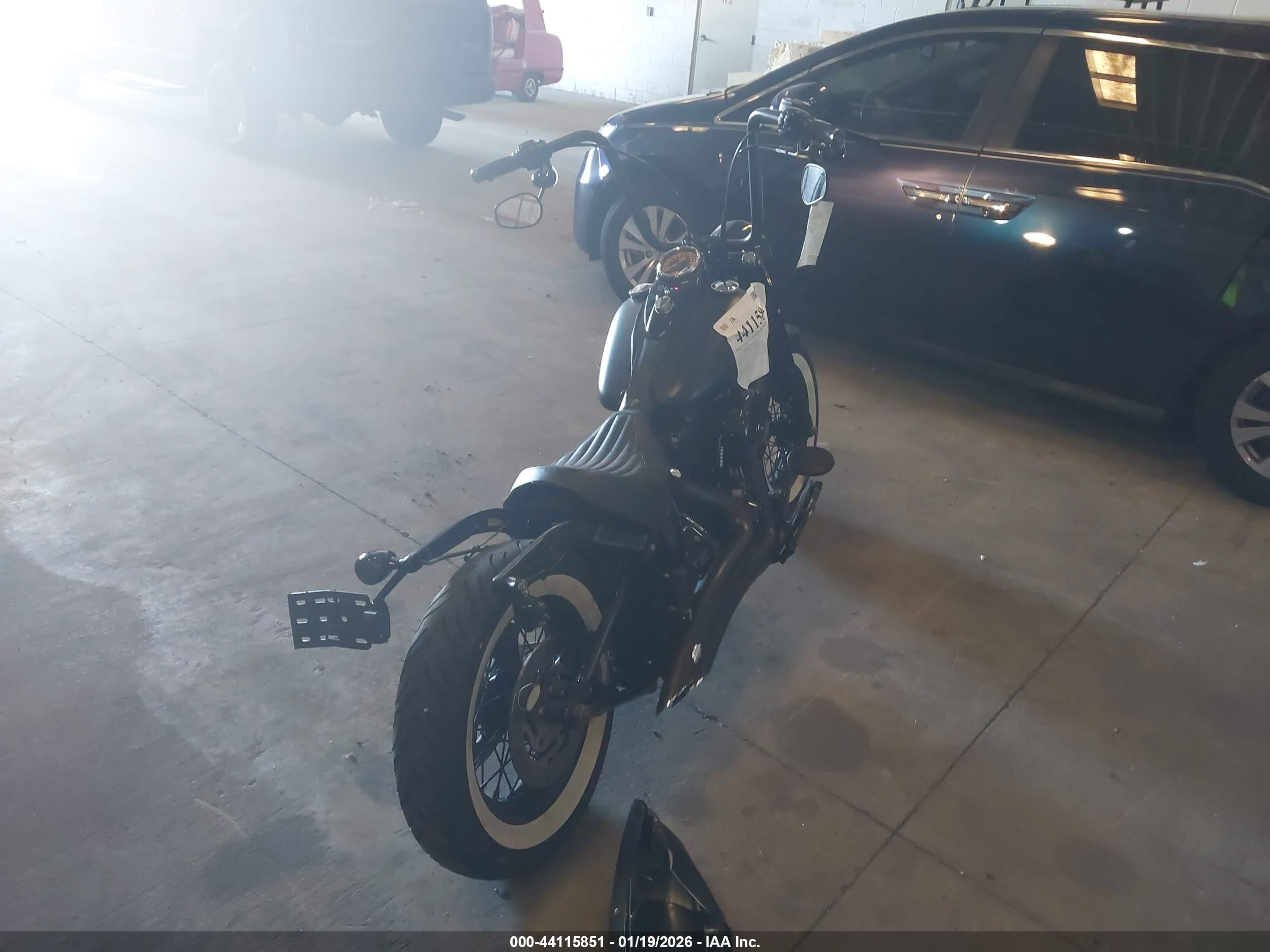 HARLEY-DAVIDSON FLS image 4