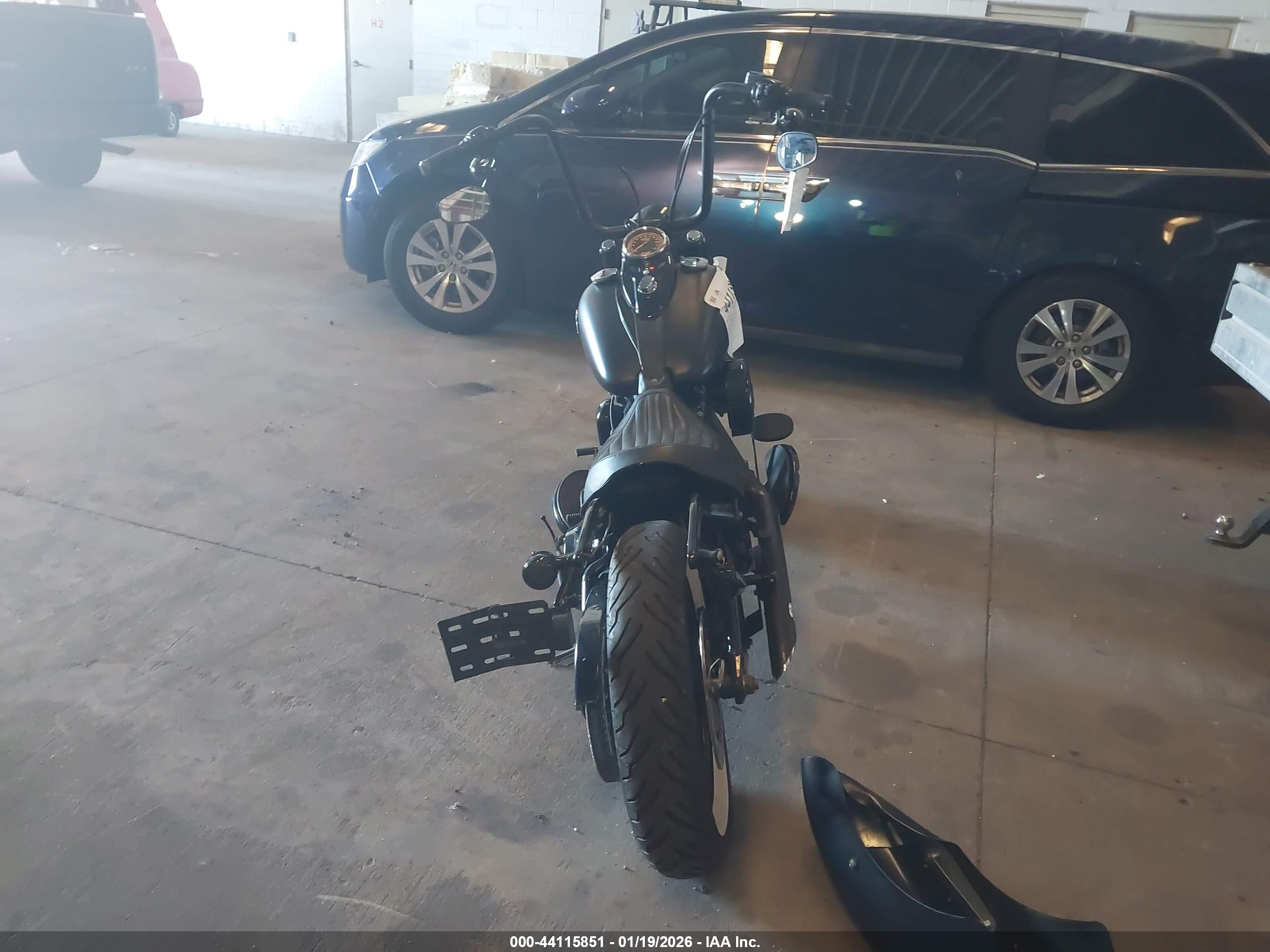 HARLEY-DAVIDSON FLS image 6