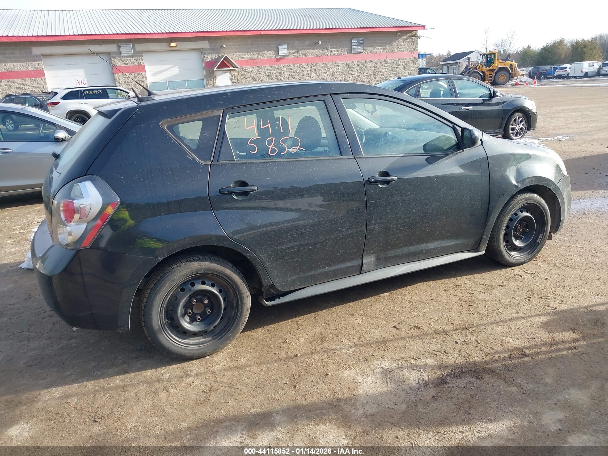 PONTIAC VIBE image 4