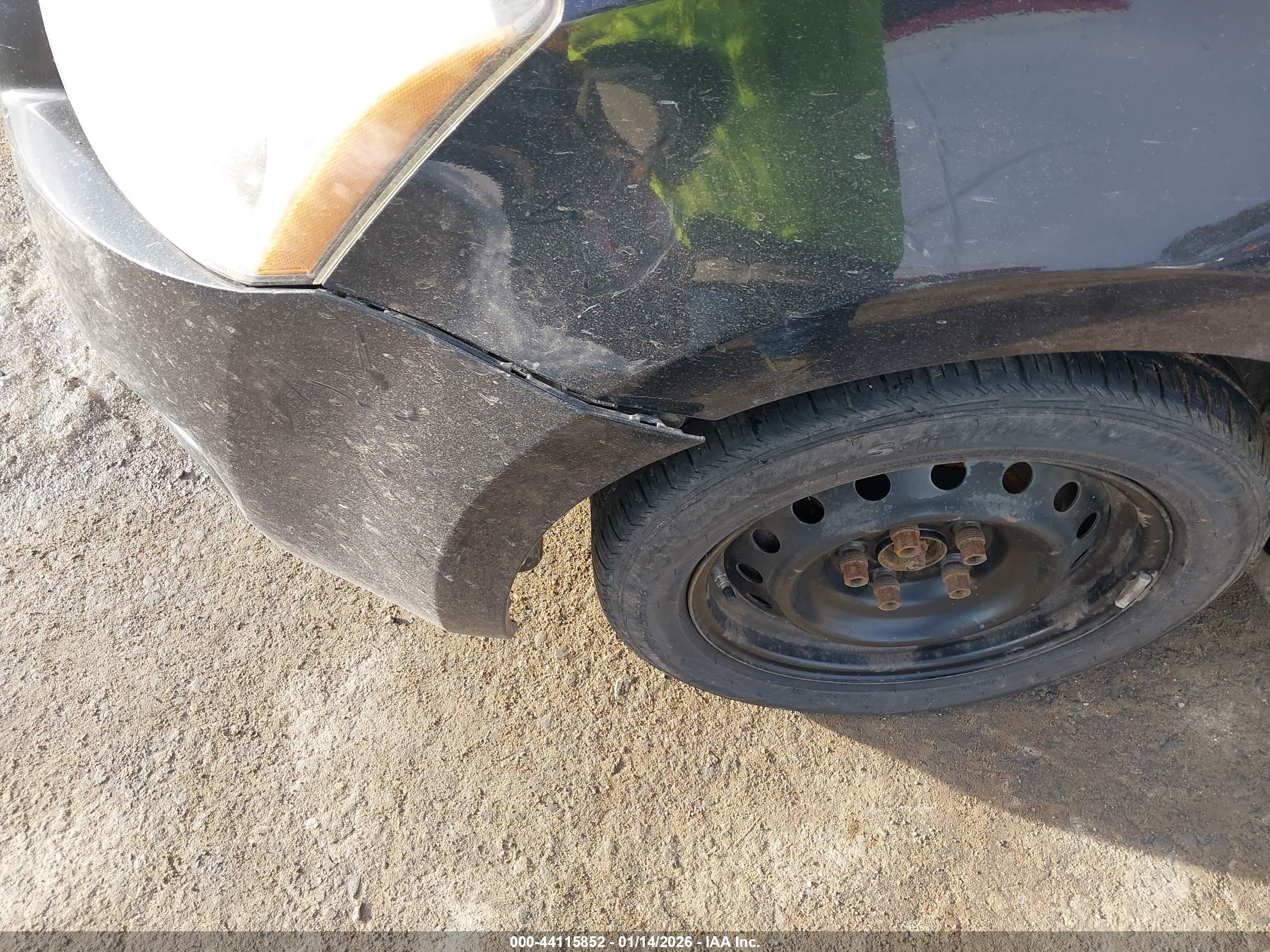 PONTIAC VIBE image 6
