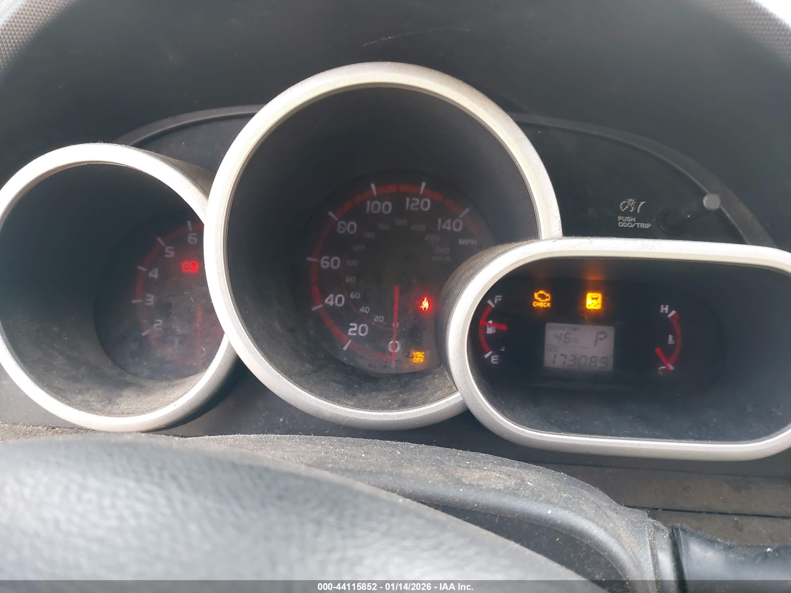 PONTIAC VIBE image 7