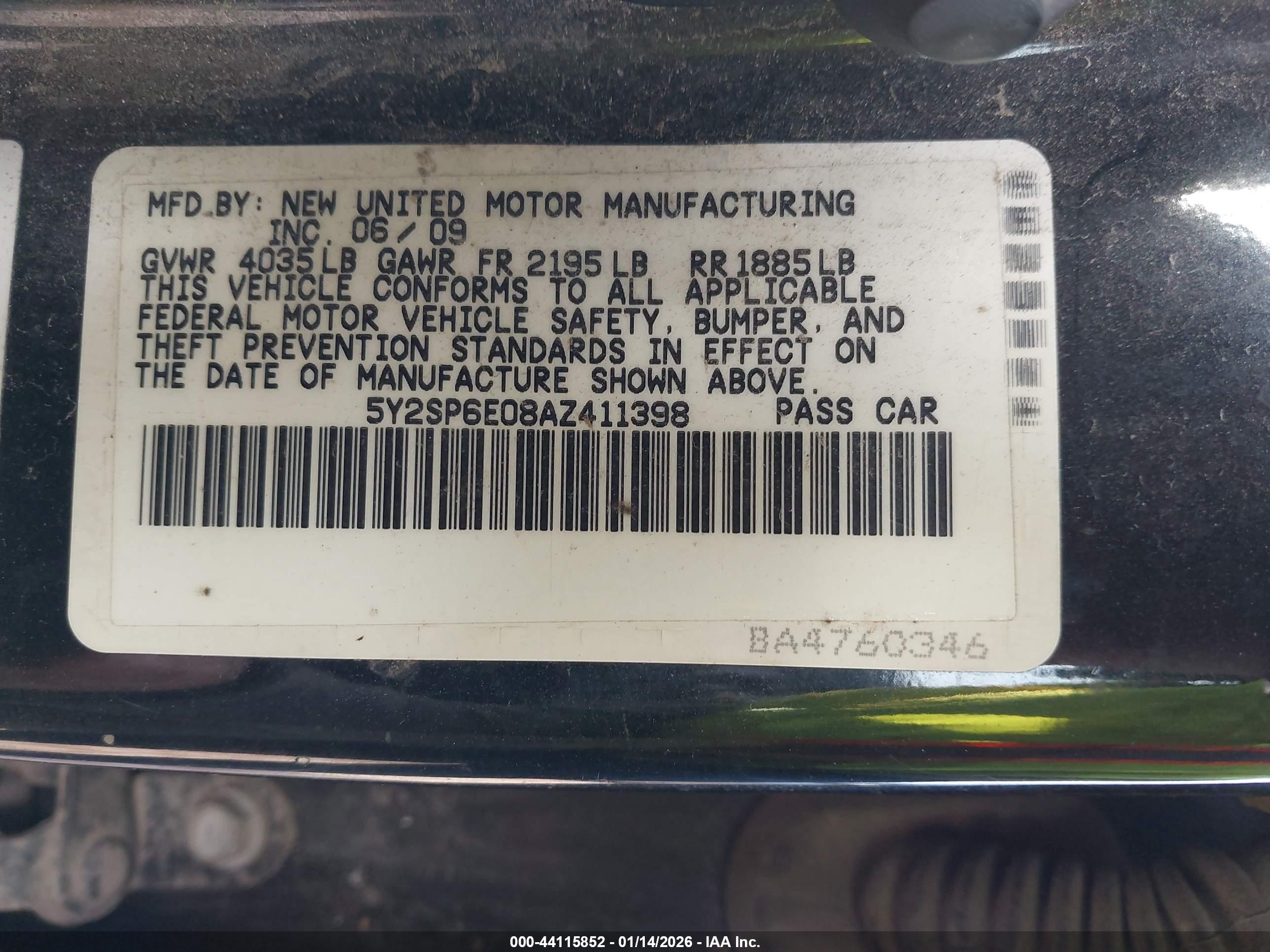 PONTIAC VIBE image 9