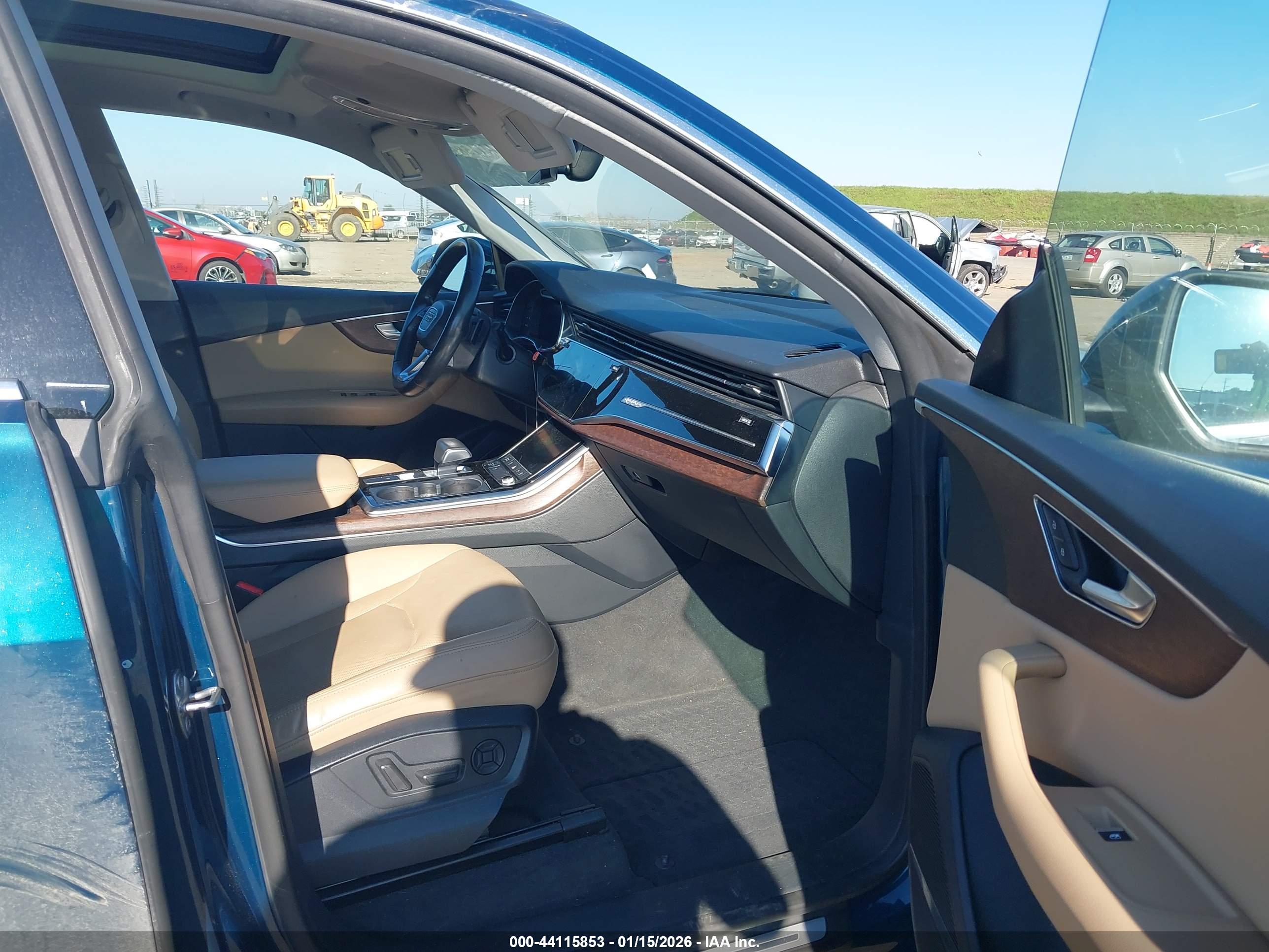 AUDI Q8 image 5