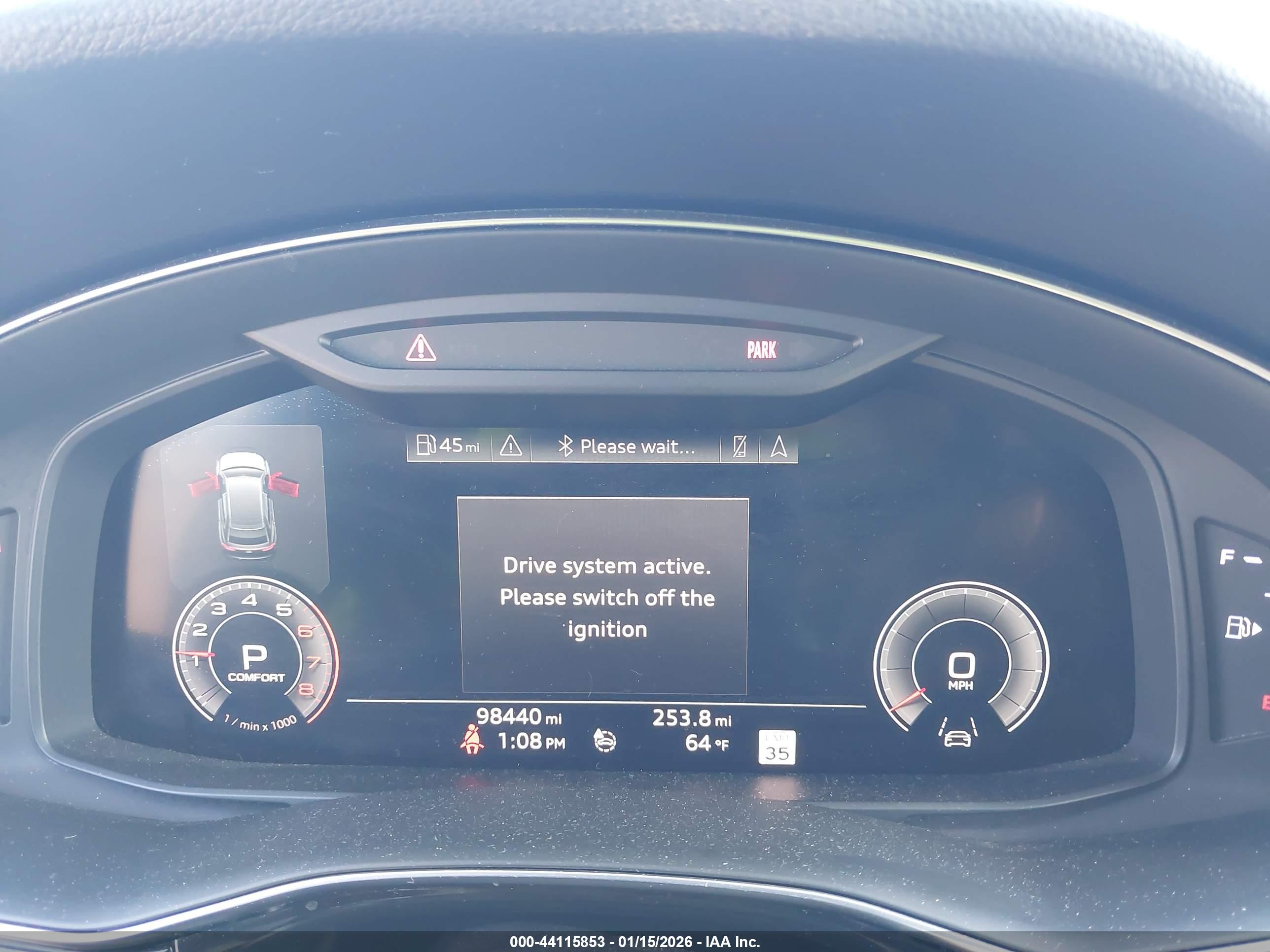 AUDI Q8 image 7