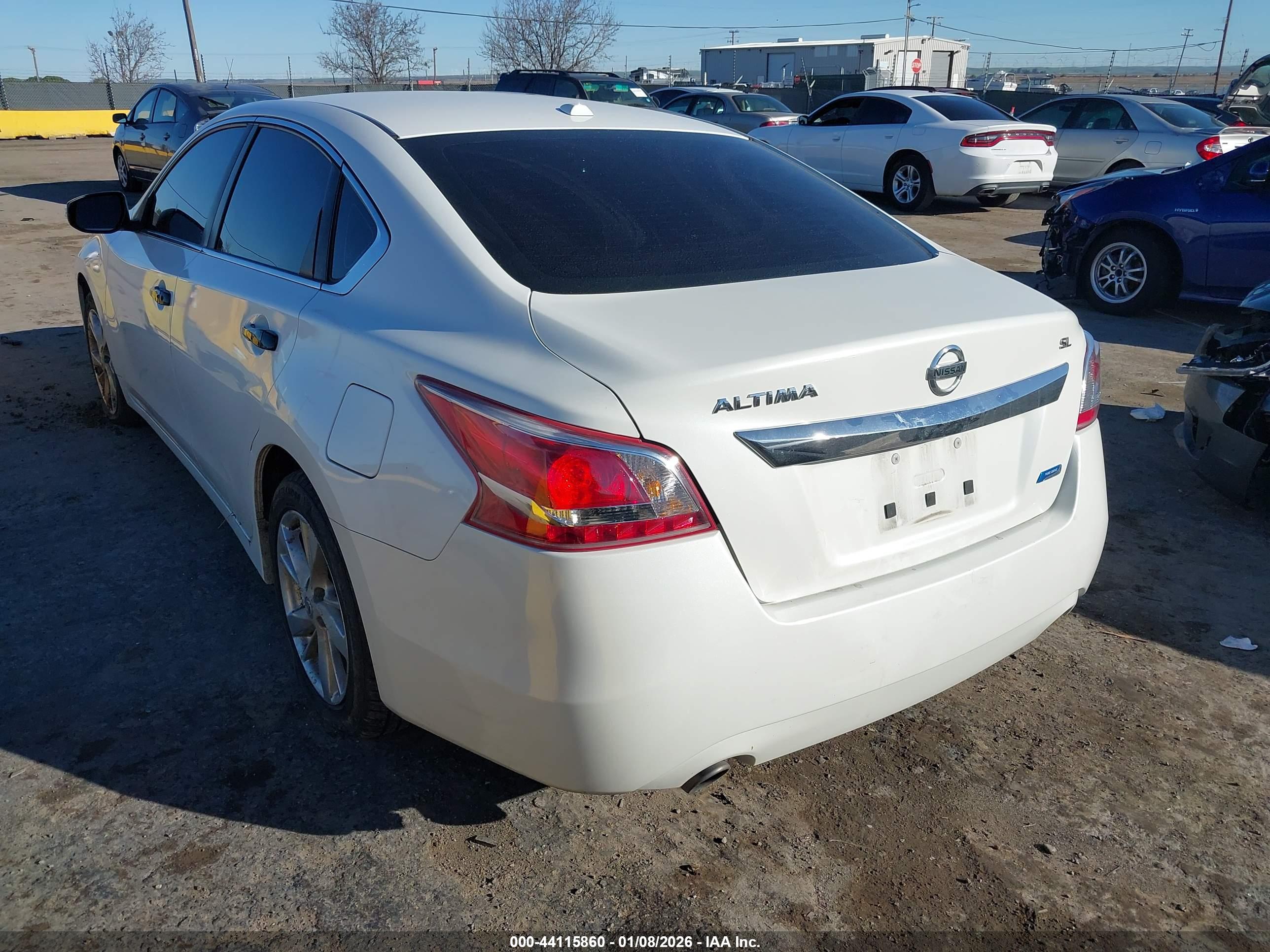 NISSAN ALTIMA image 3