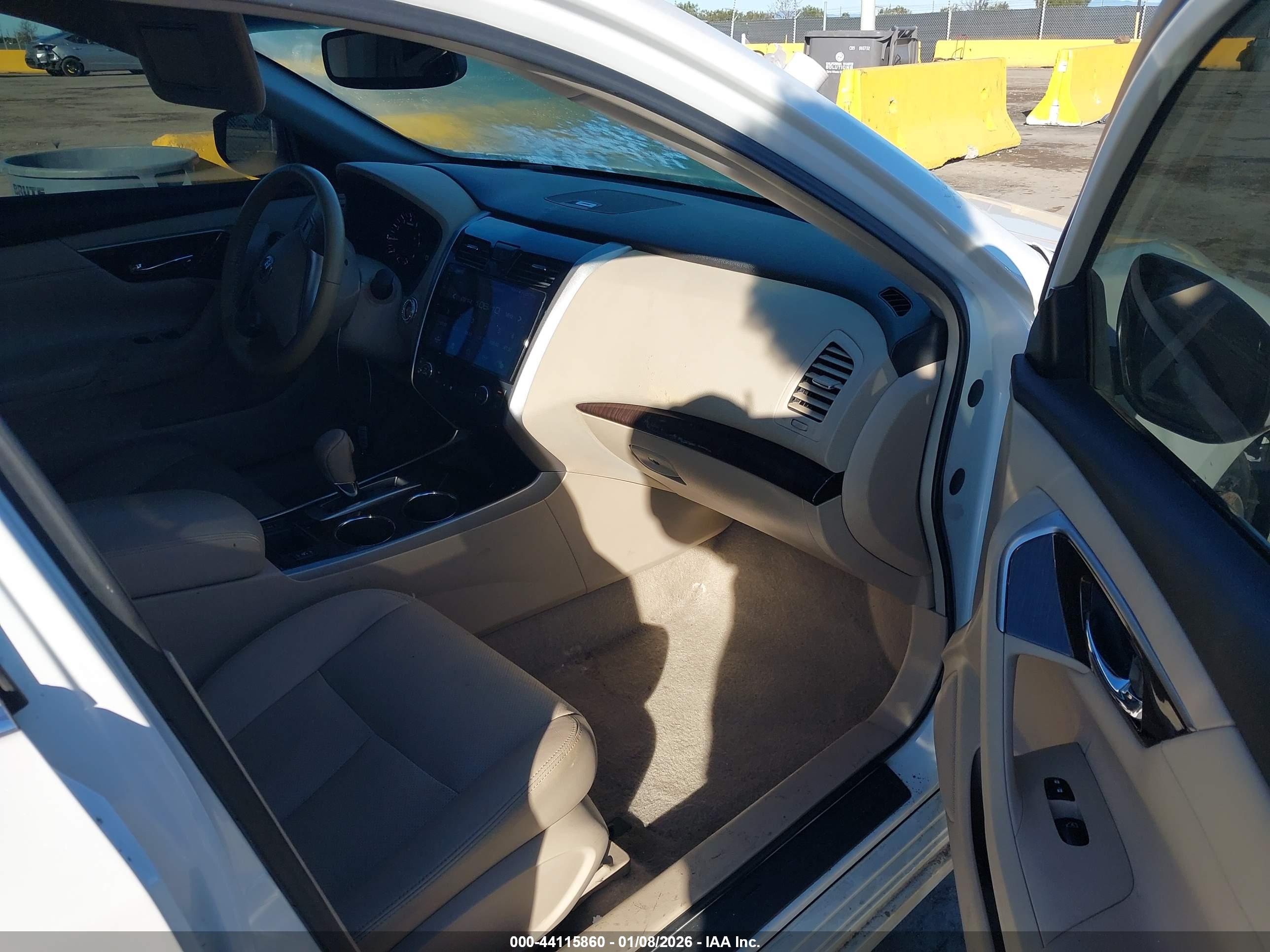 NISSAN ALTIMA image 5