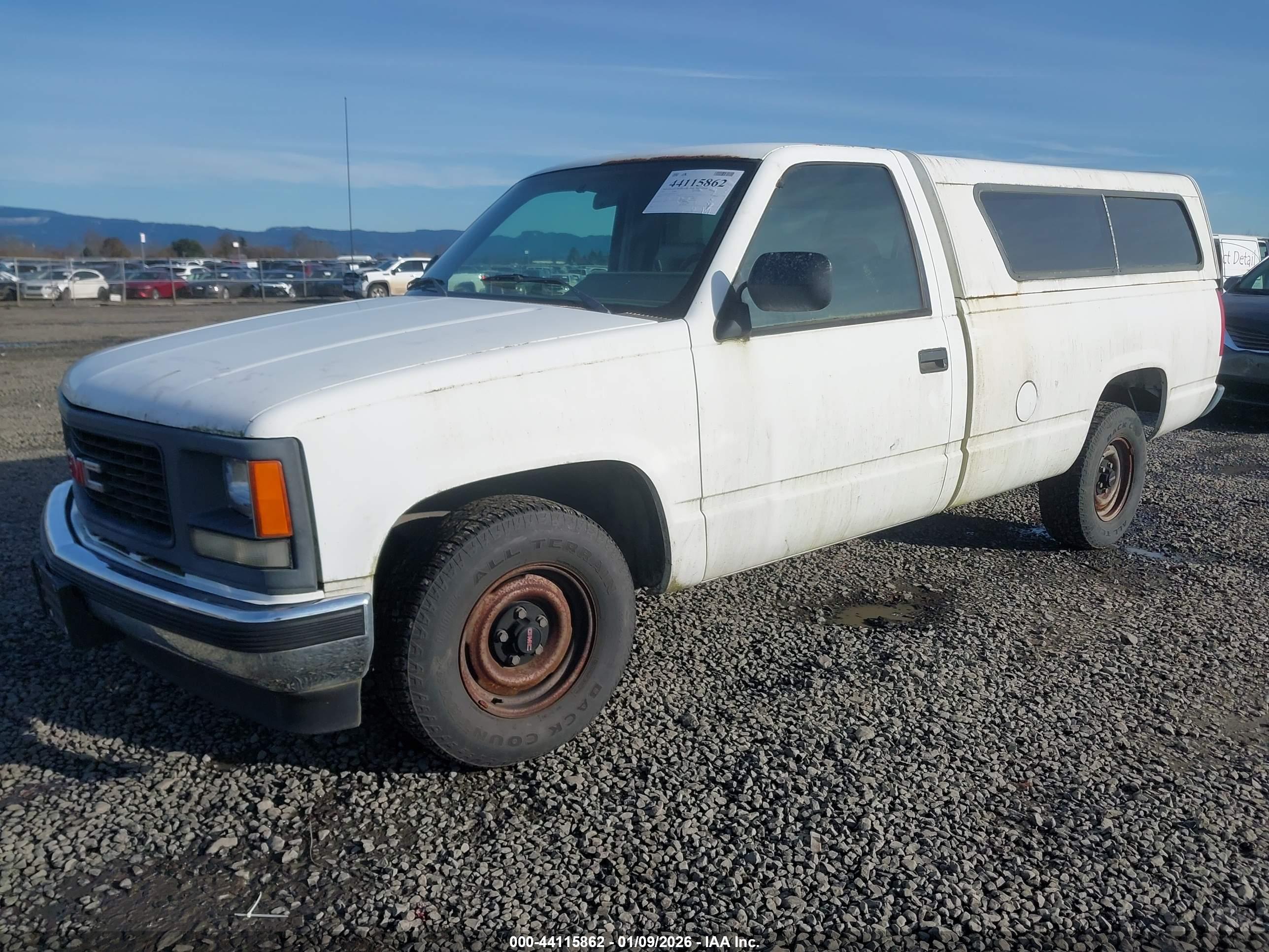 GMC SIERRA image 2