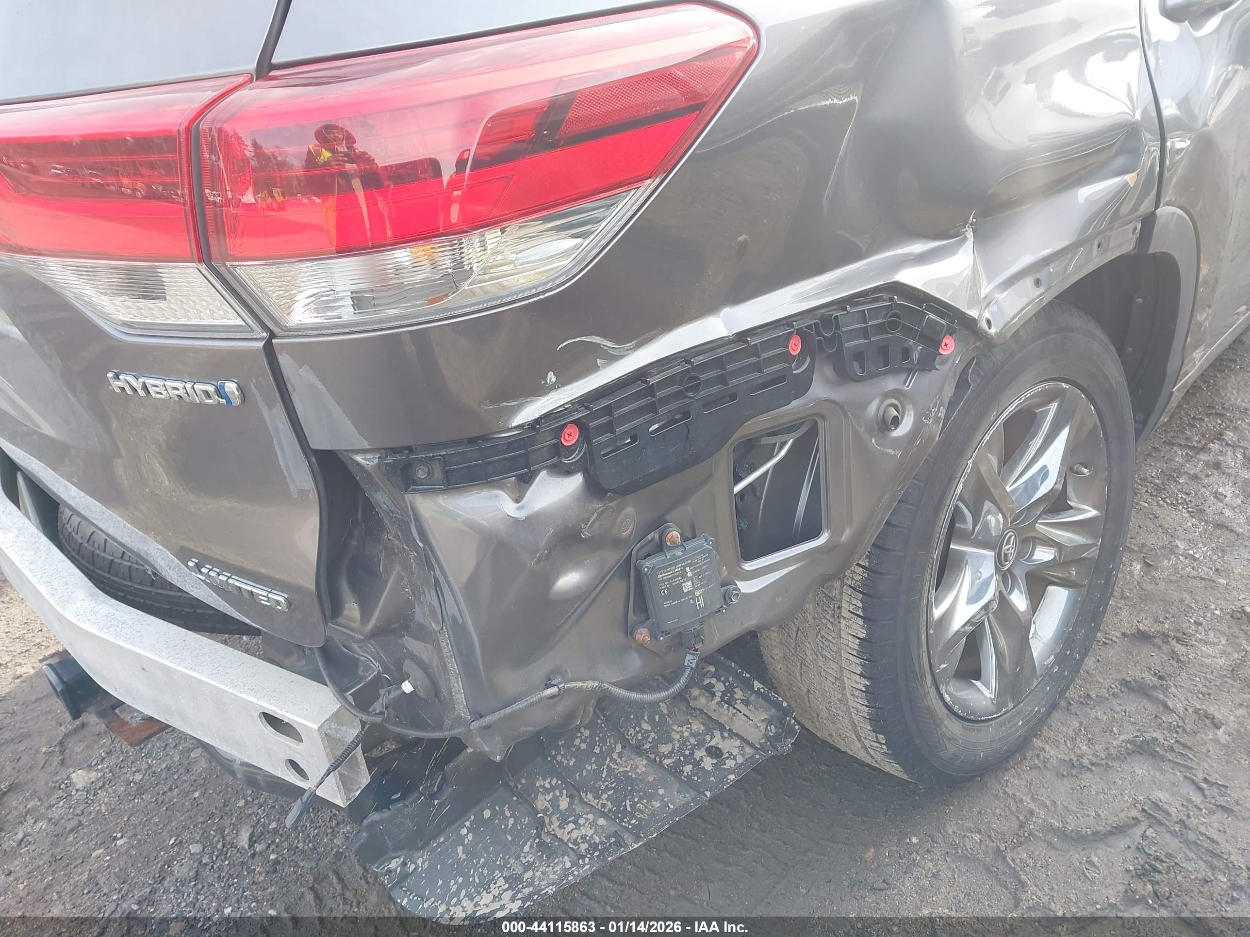 TOYOTA HIGHLANDER image 6