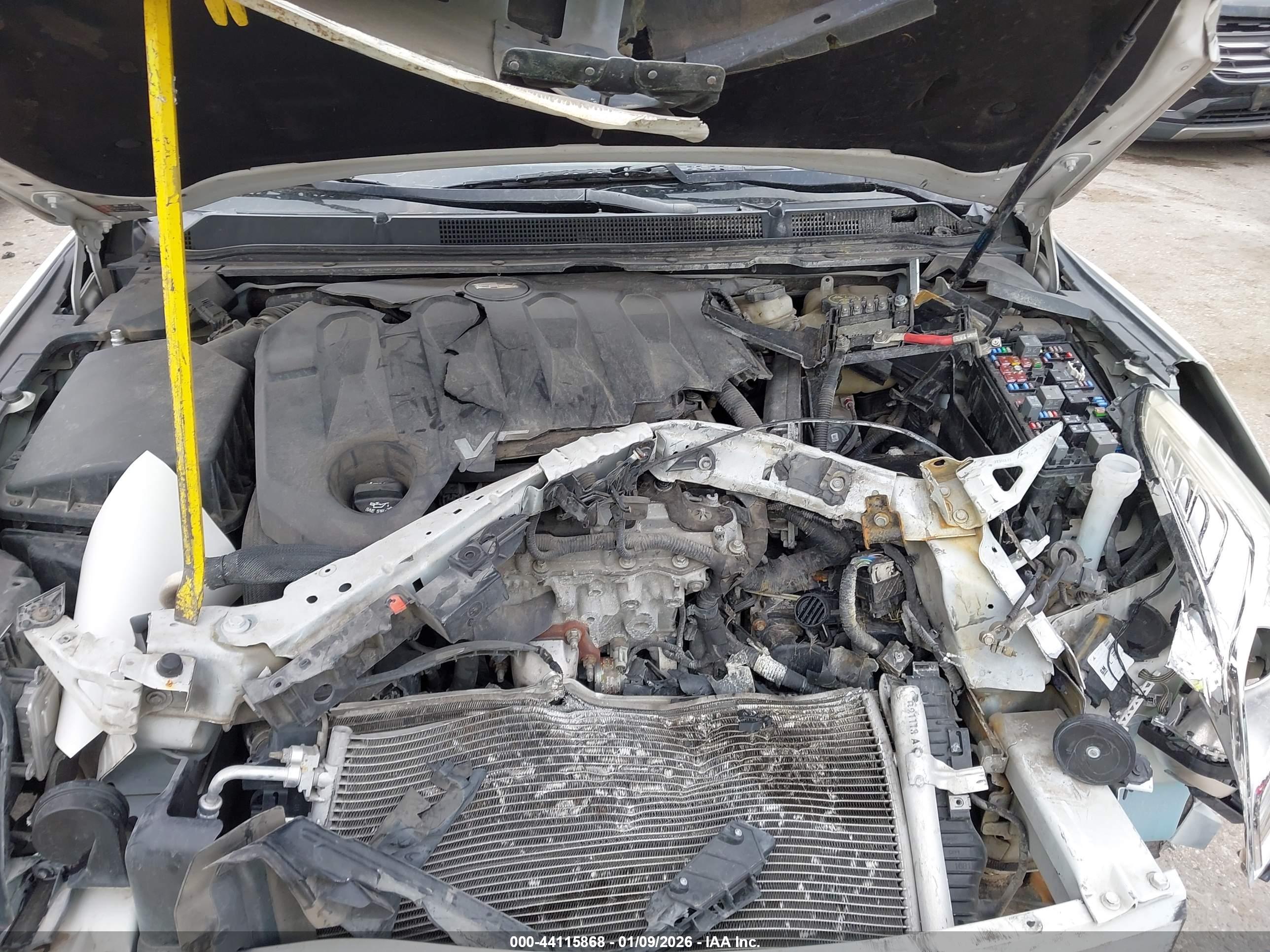 CADILLAC XTS image 10