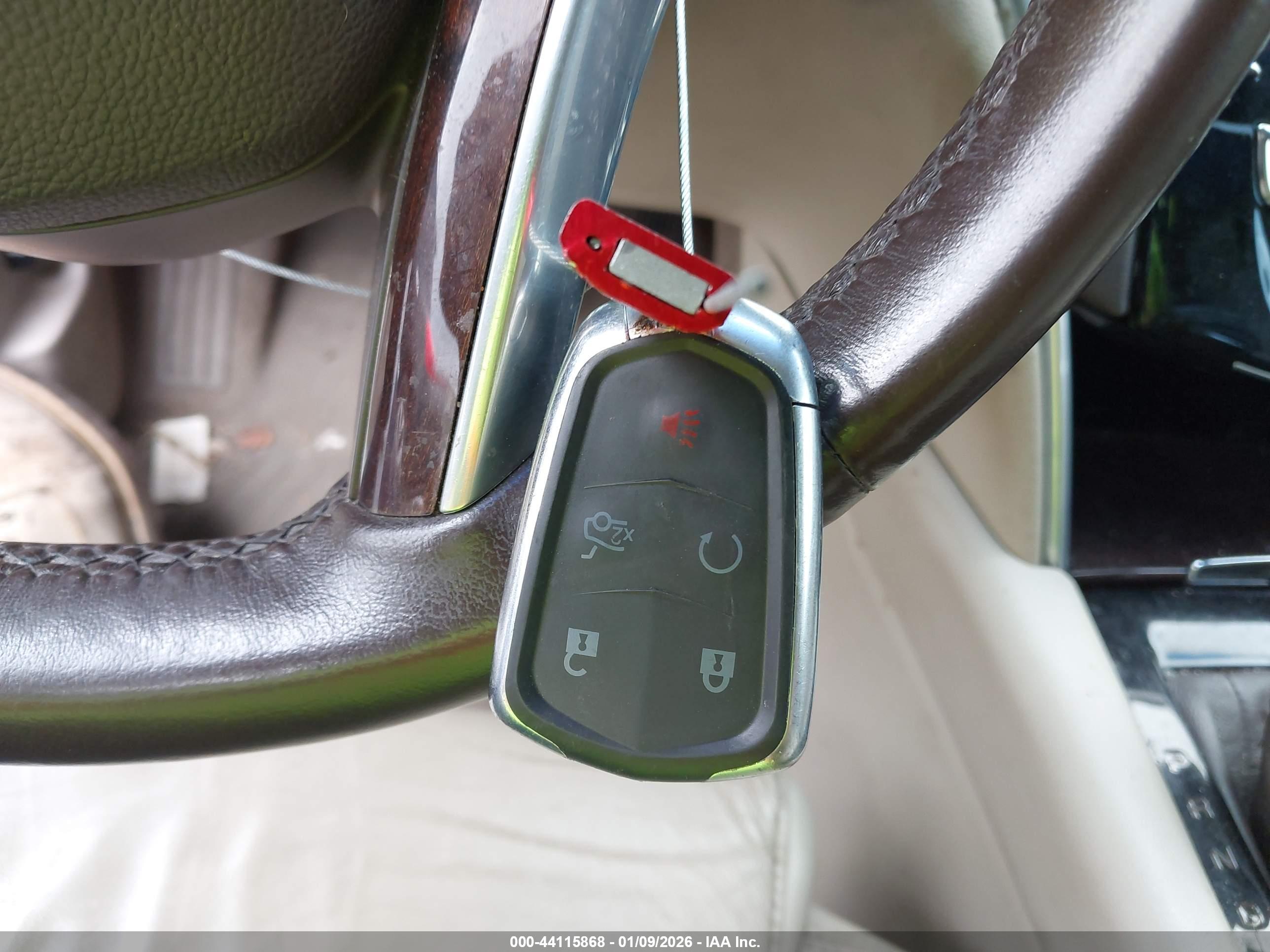 CADILLAC XTS image 11