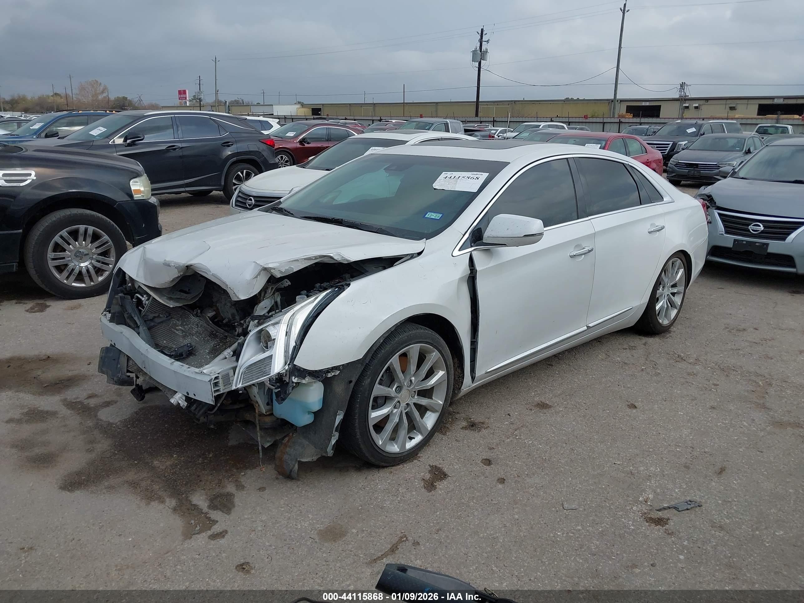 CADILLAC XTS image 2