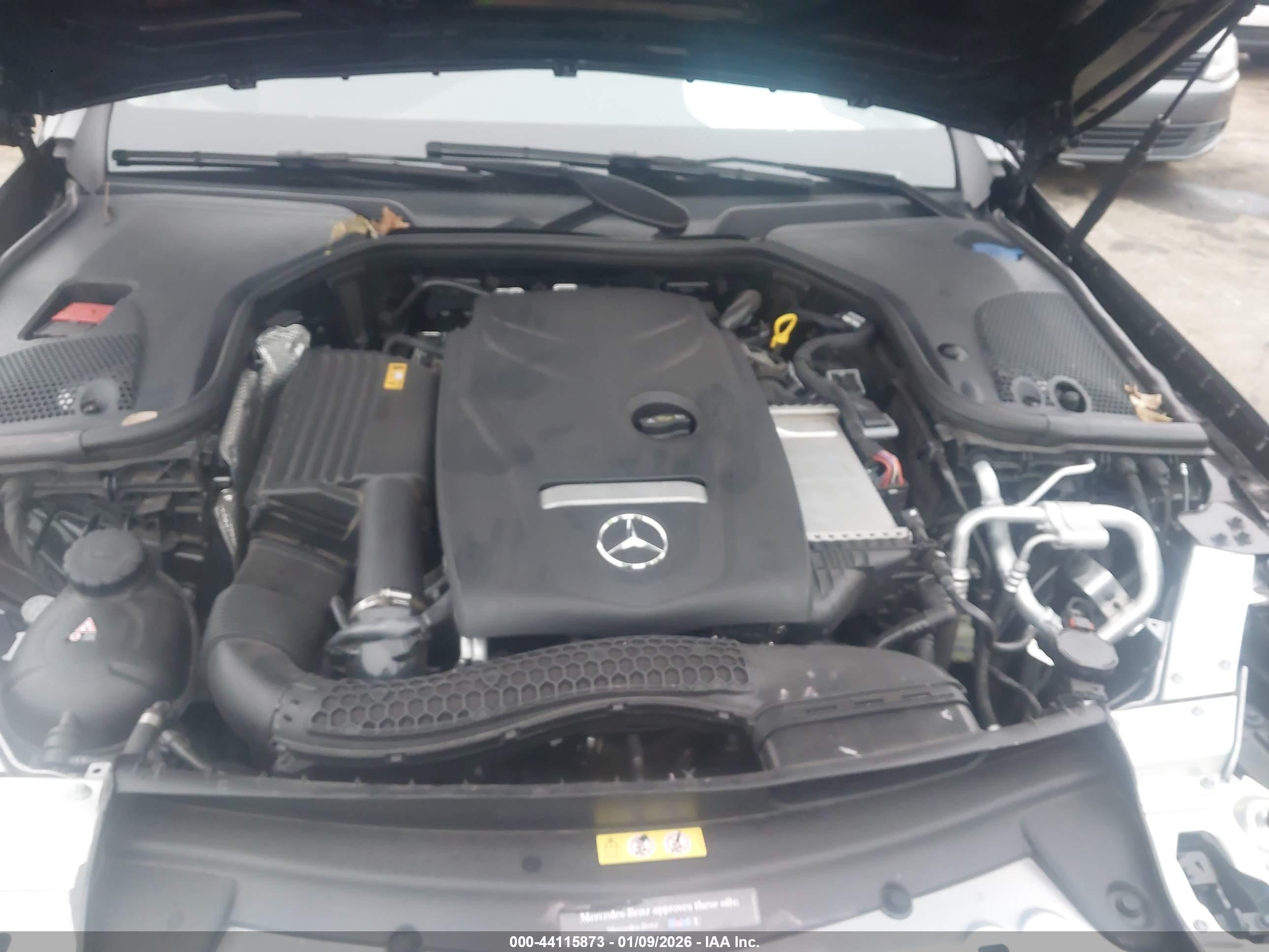 MERCEDES-BENZ E image 10