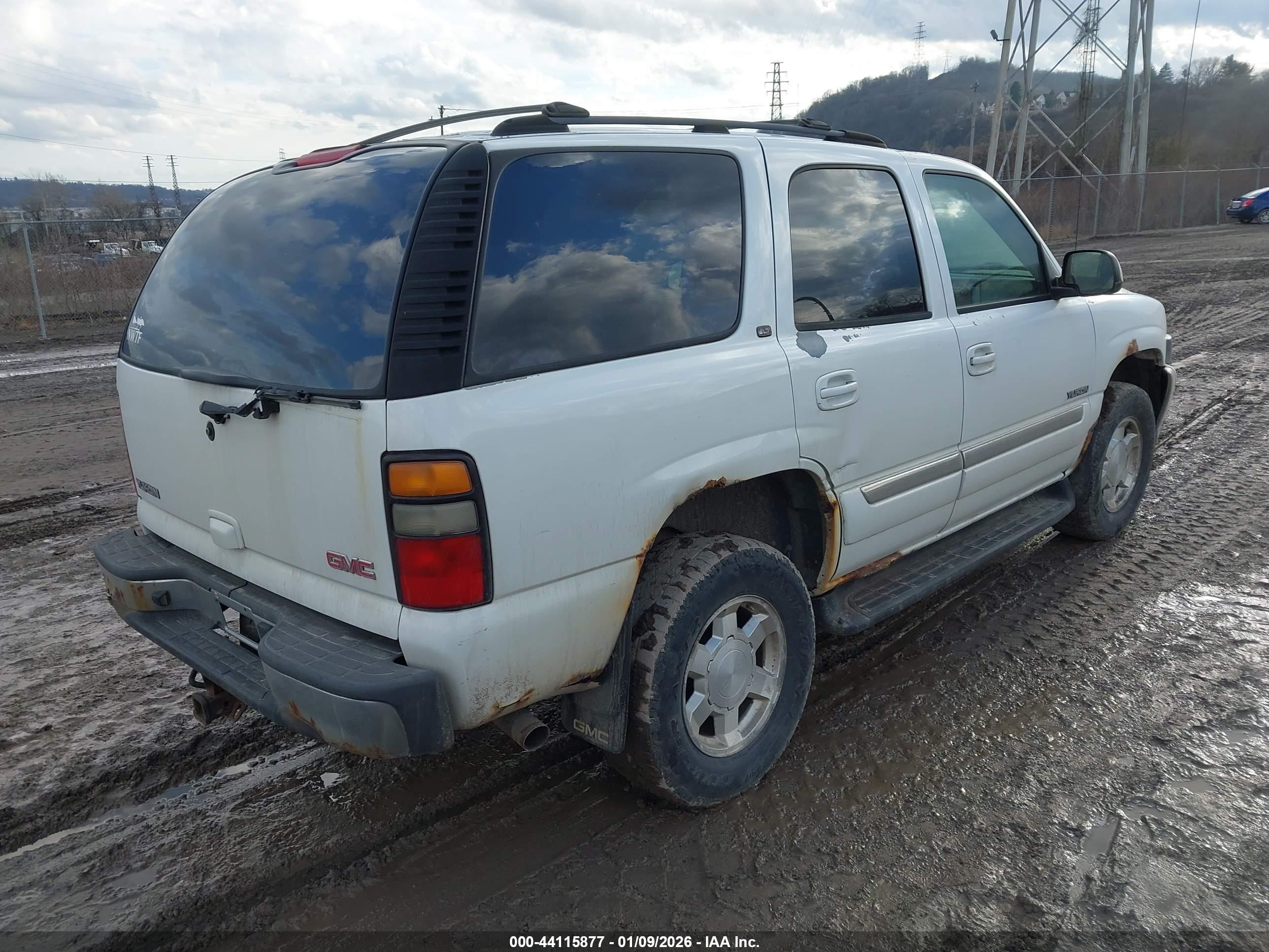 GMC YUKON image 4