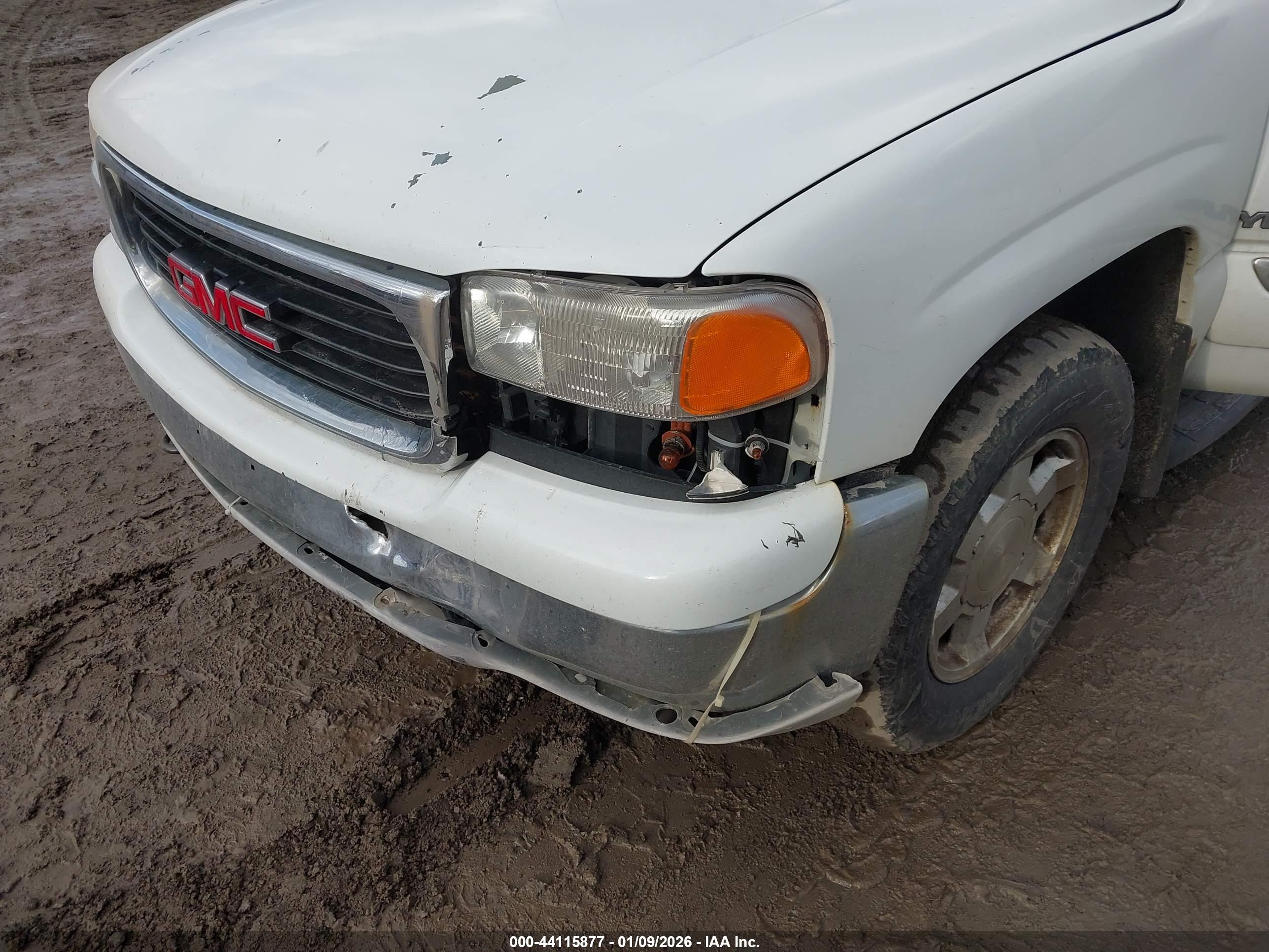 GMC YUKON image 6