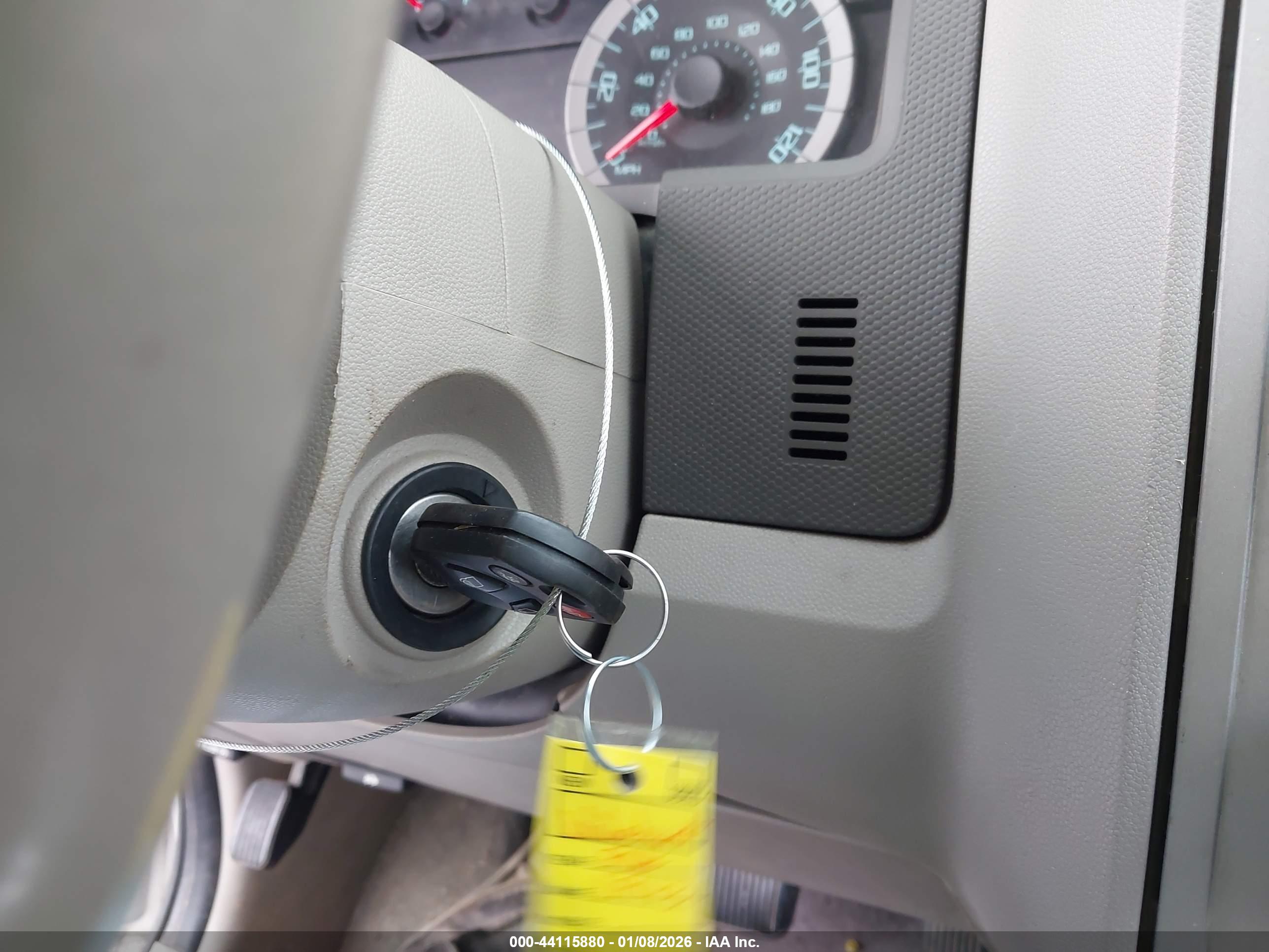 FORD ESCAPE image 11