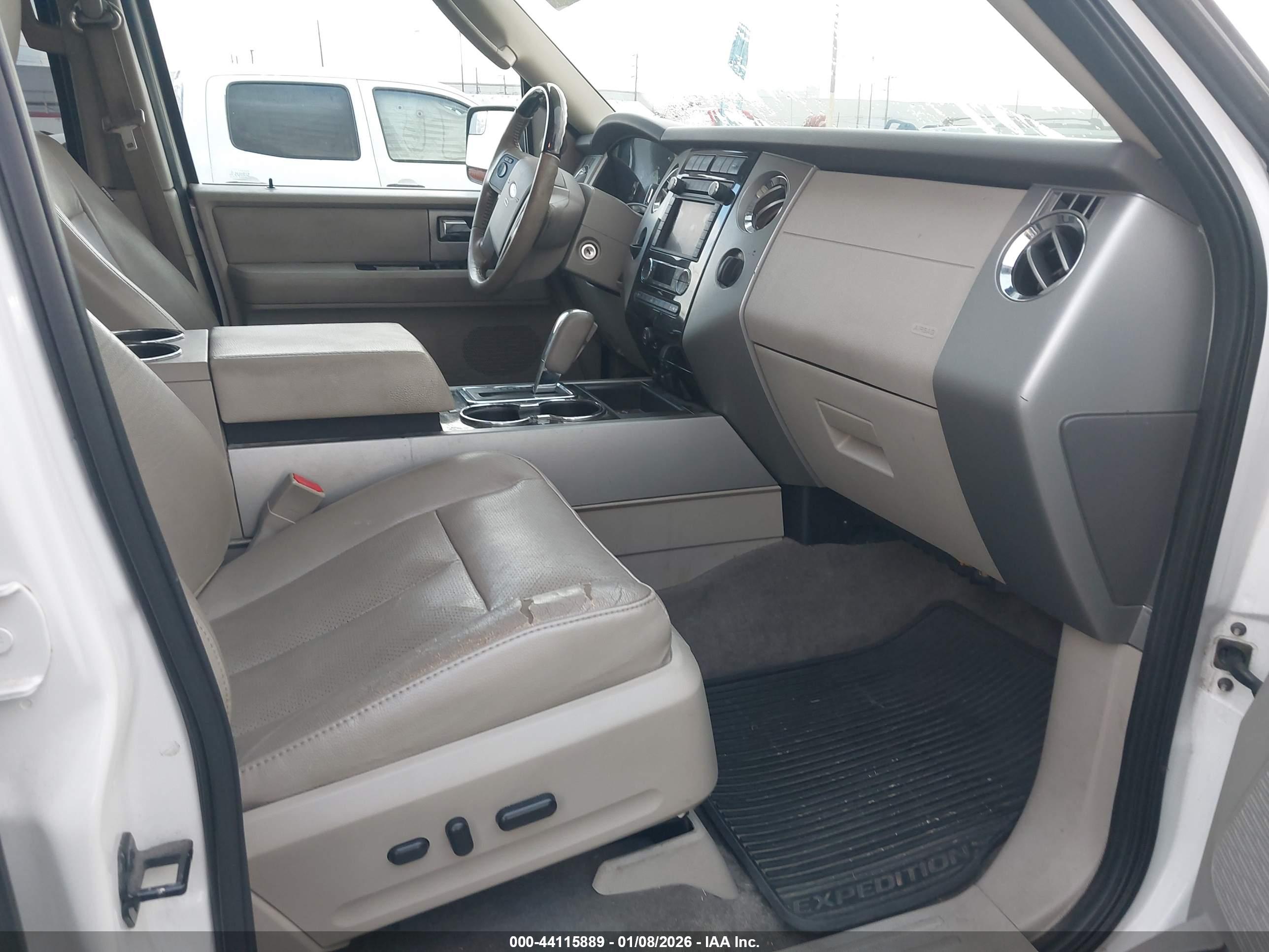 FORD EXPEDITION image 5