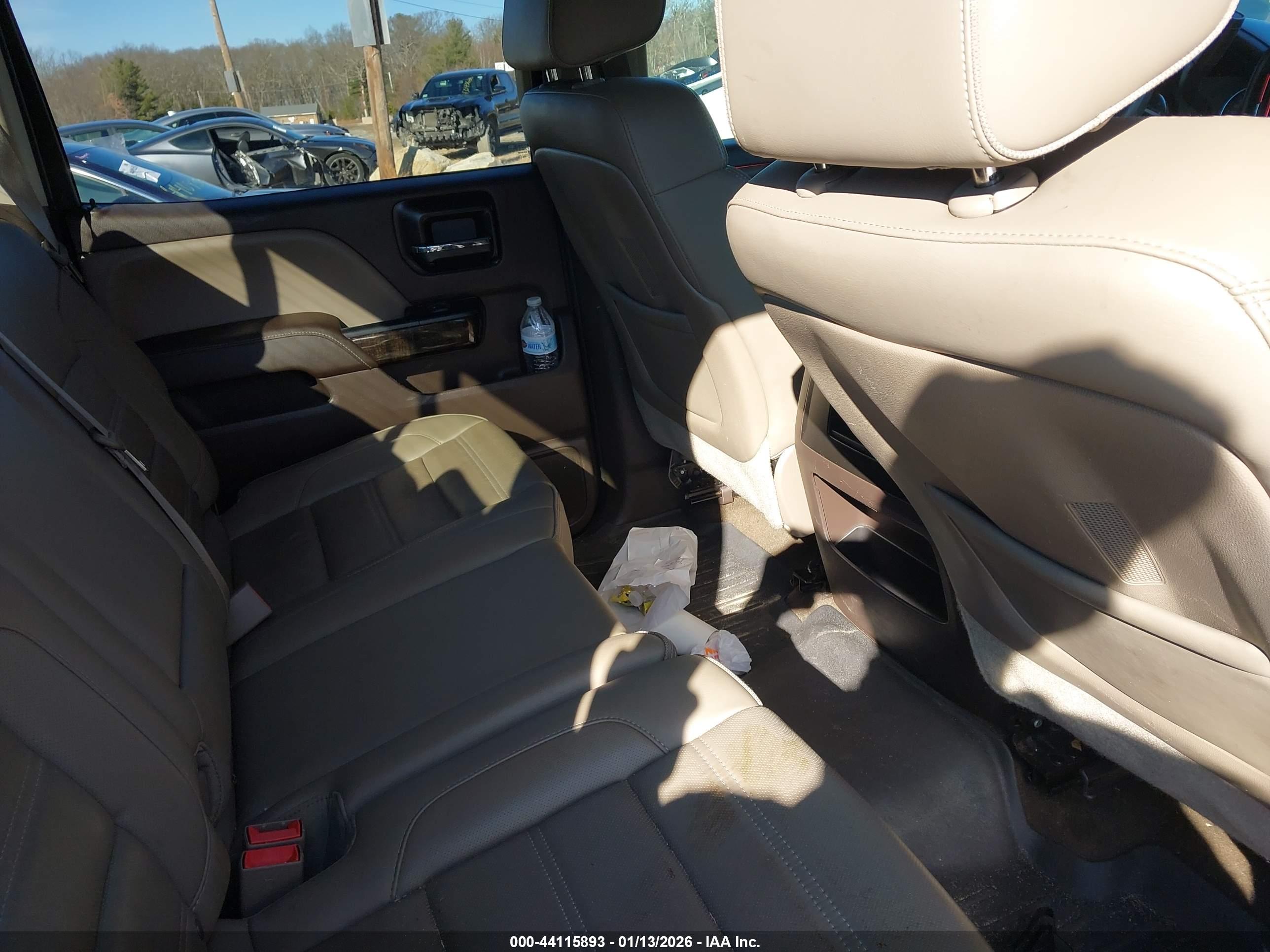 GMC SIERRA image 8