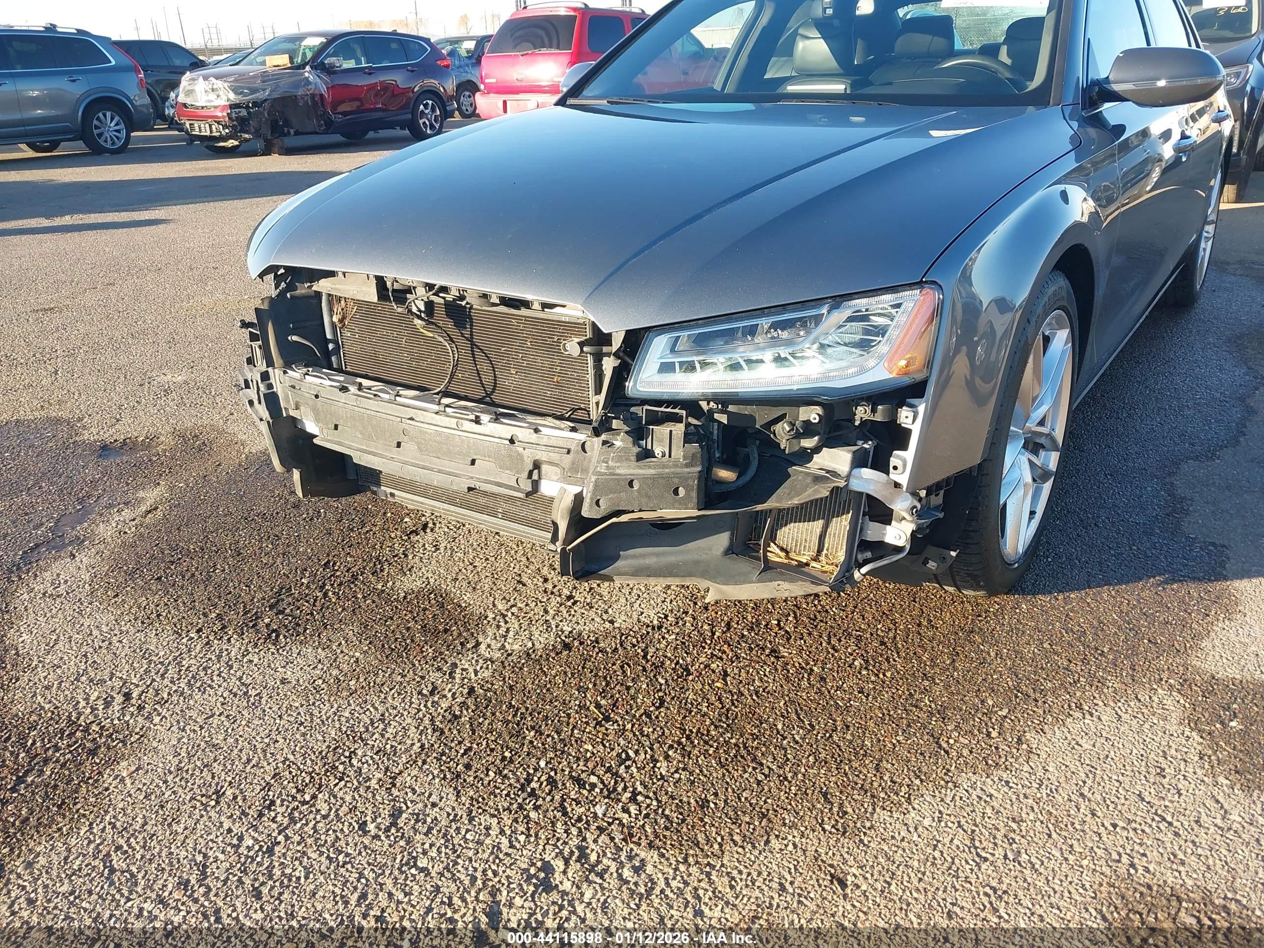 AUDI A8 image 6