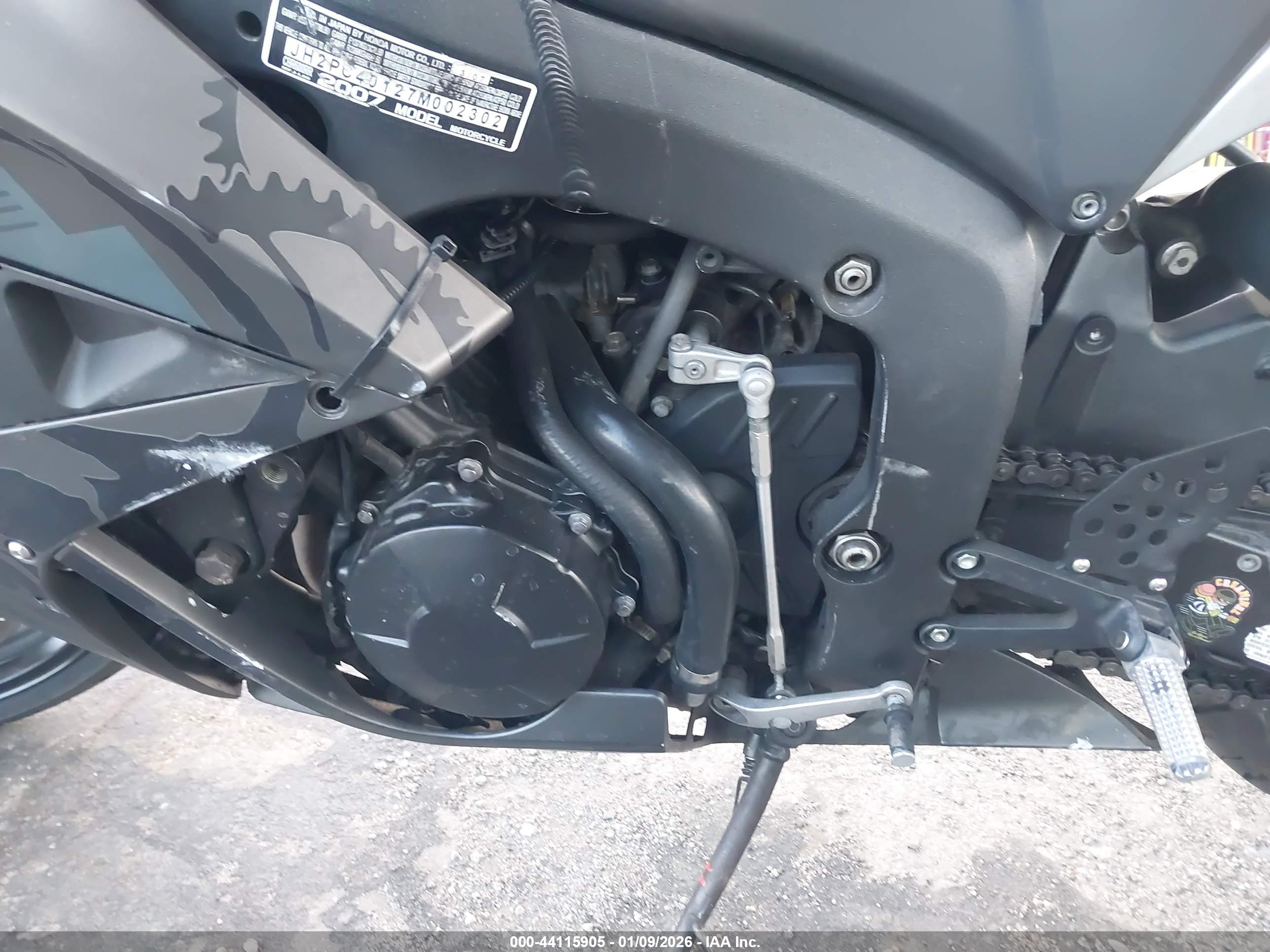 HONDA CBR600 image 9