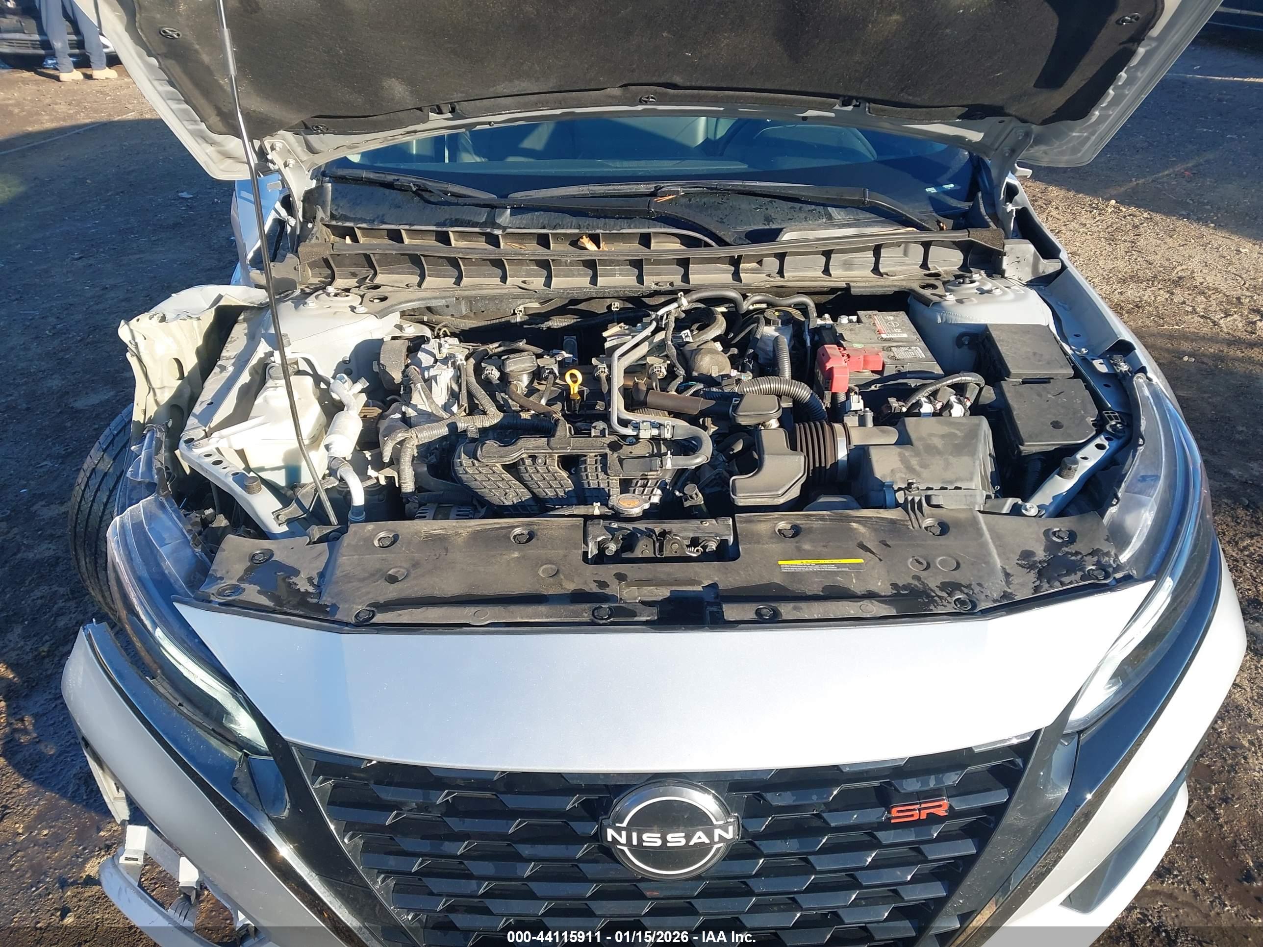 NISSAN ALTIMA image 10
