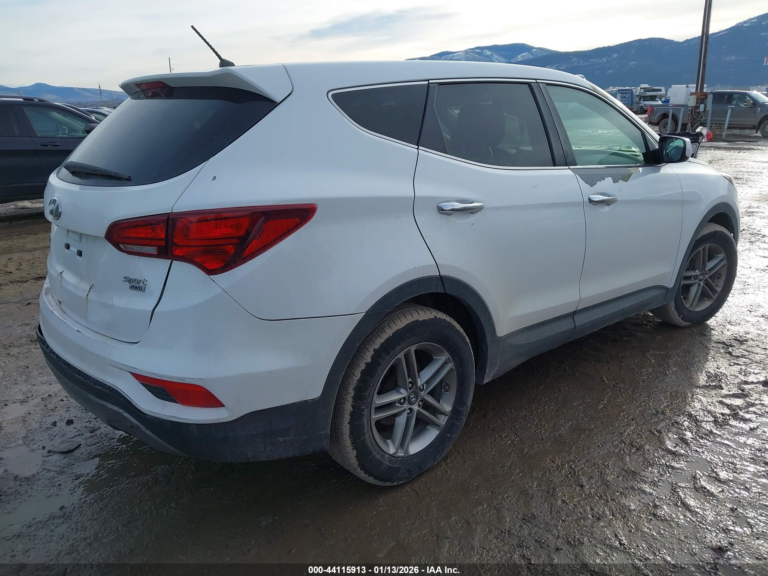 HYUNDAI SANTA image 4