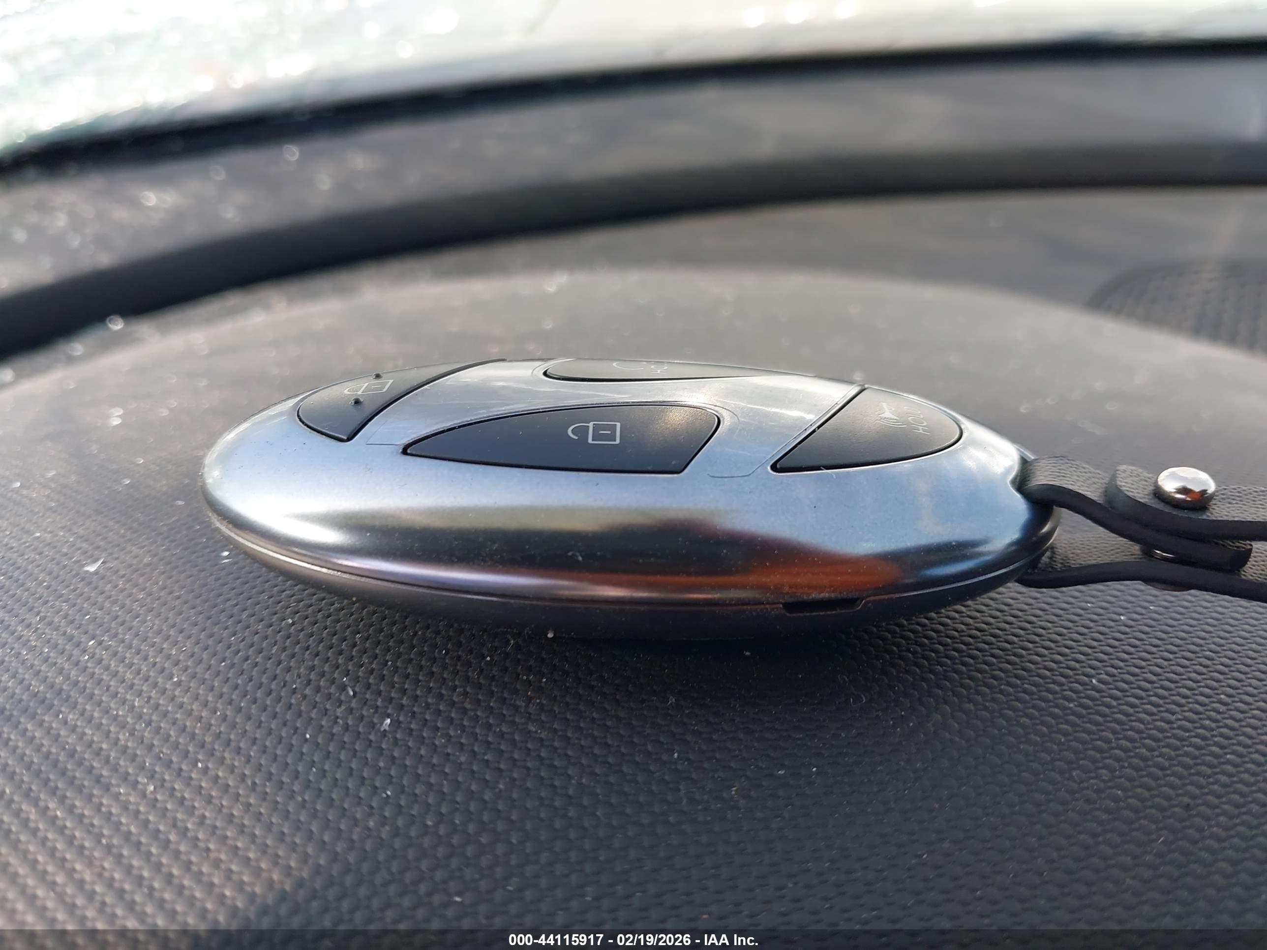HYUNDAI ELANTRA image 11