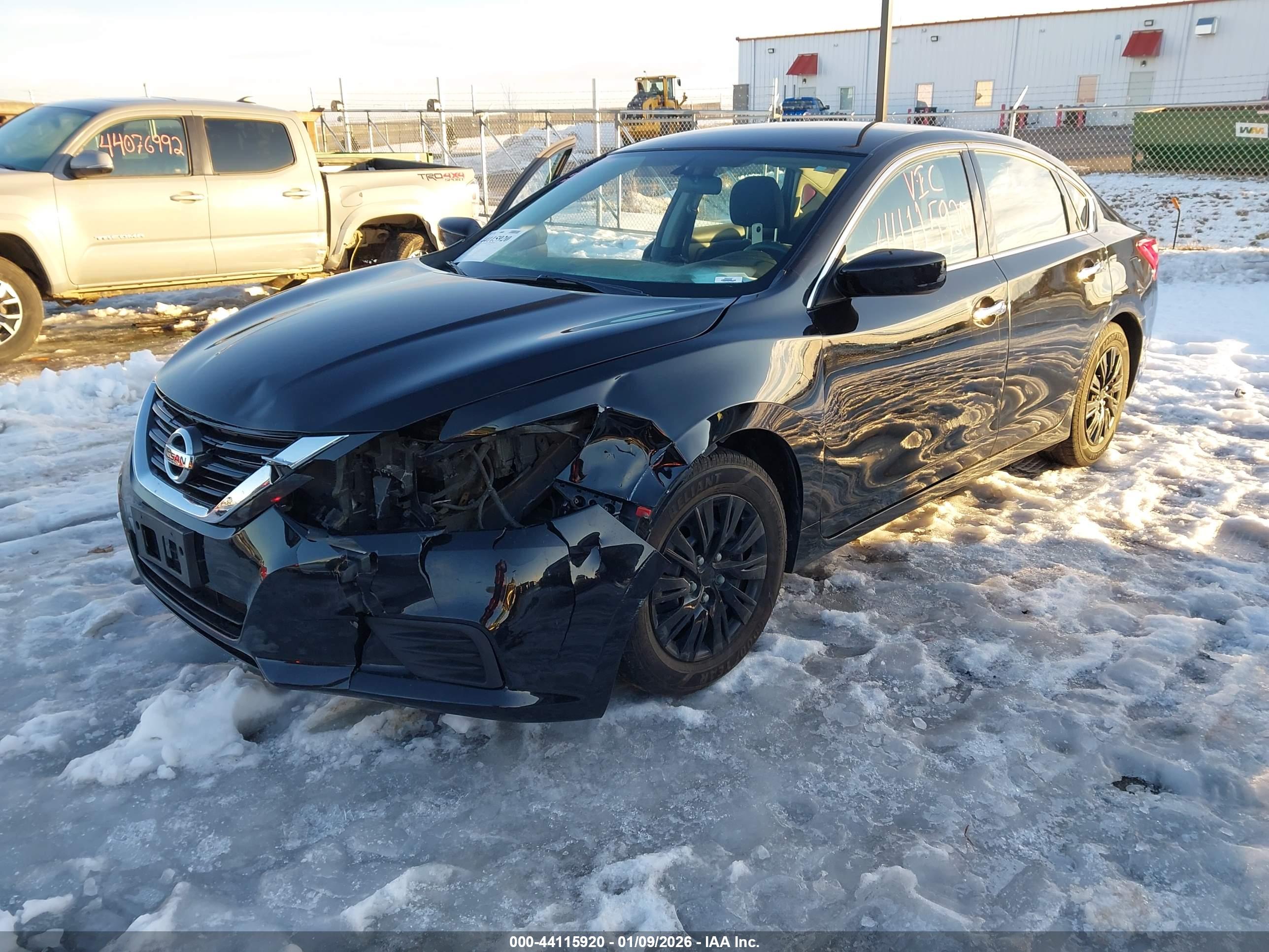 NISSAN ALTIMA image 2