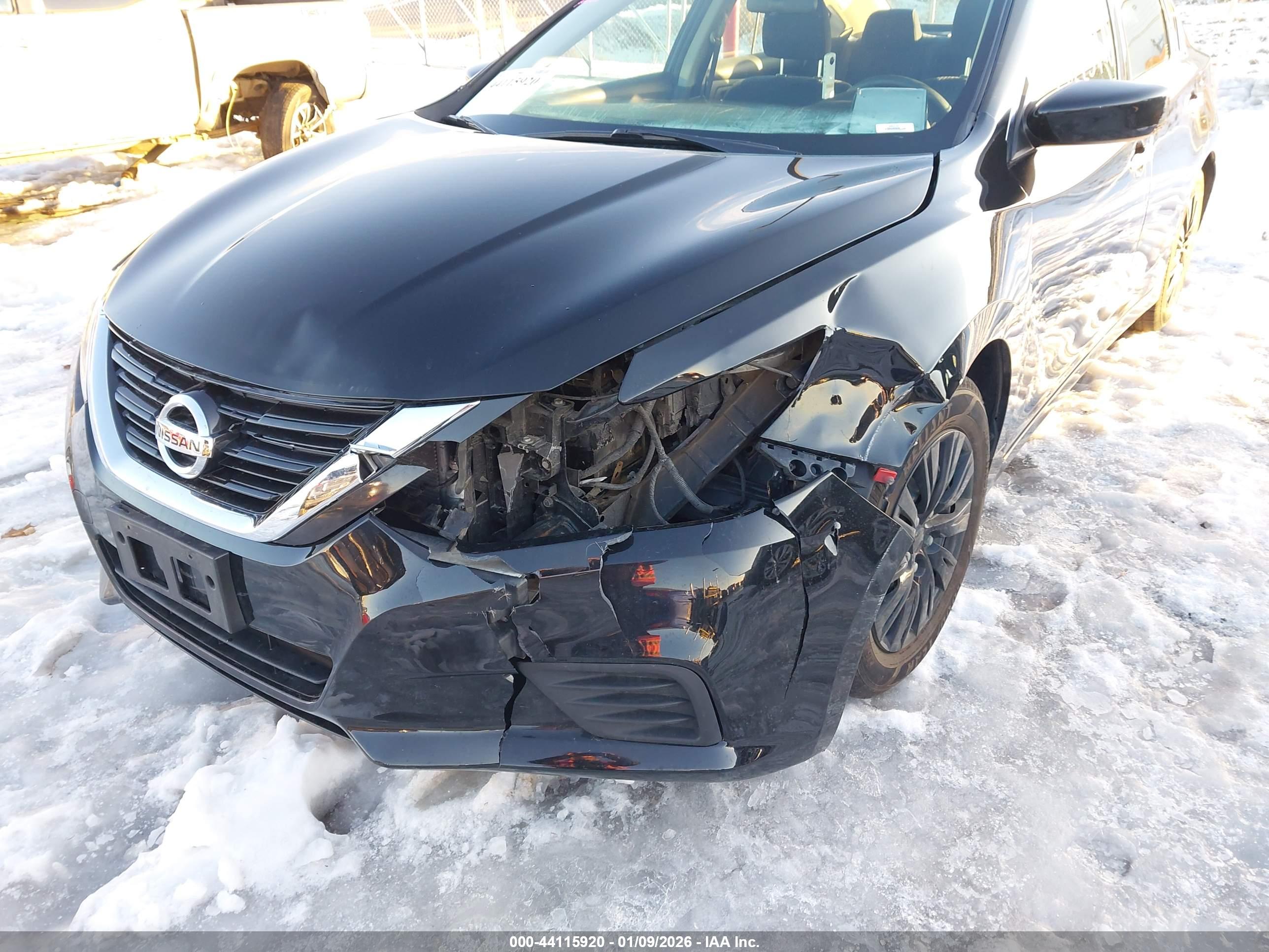 NISSAN ALTIMA image 6