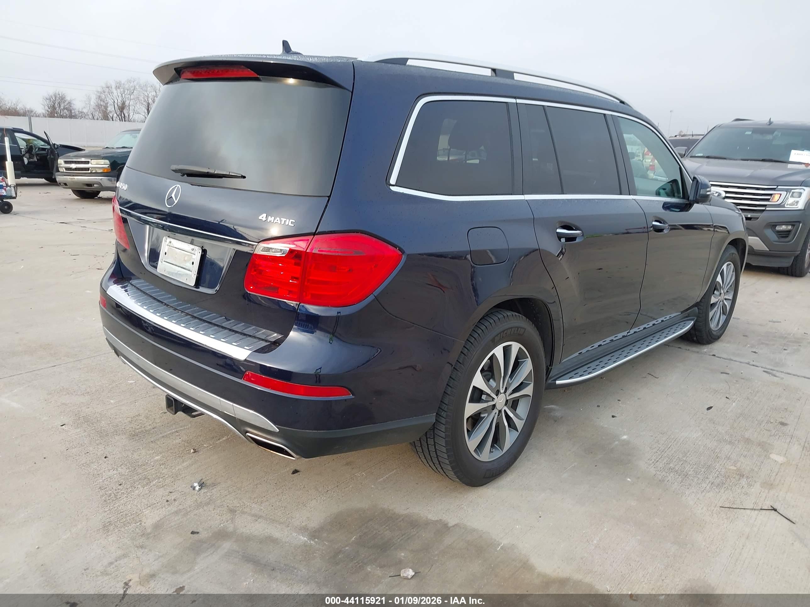 MERCEDES-BENZ GL image 4