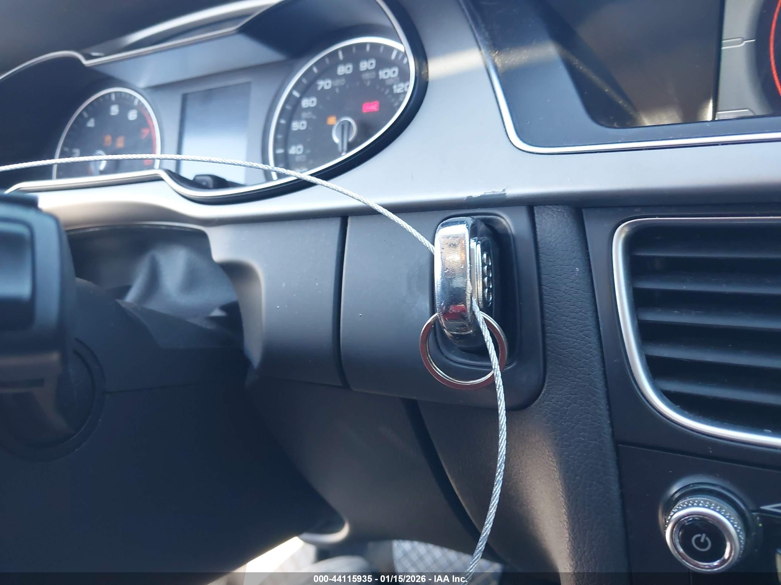 AUDI A4 image 11