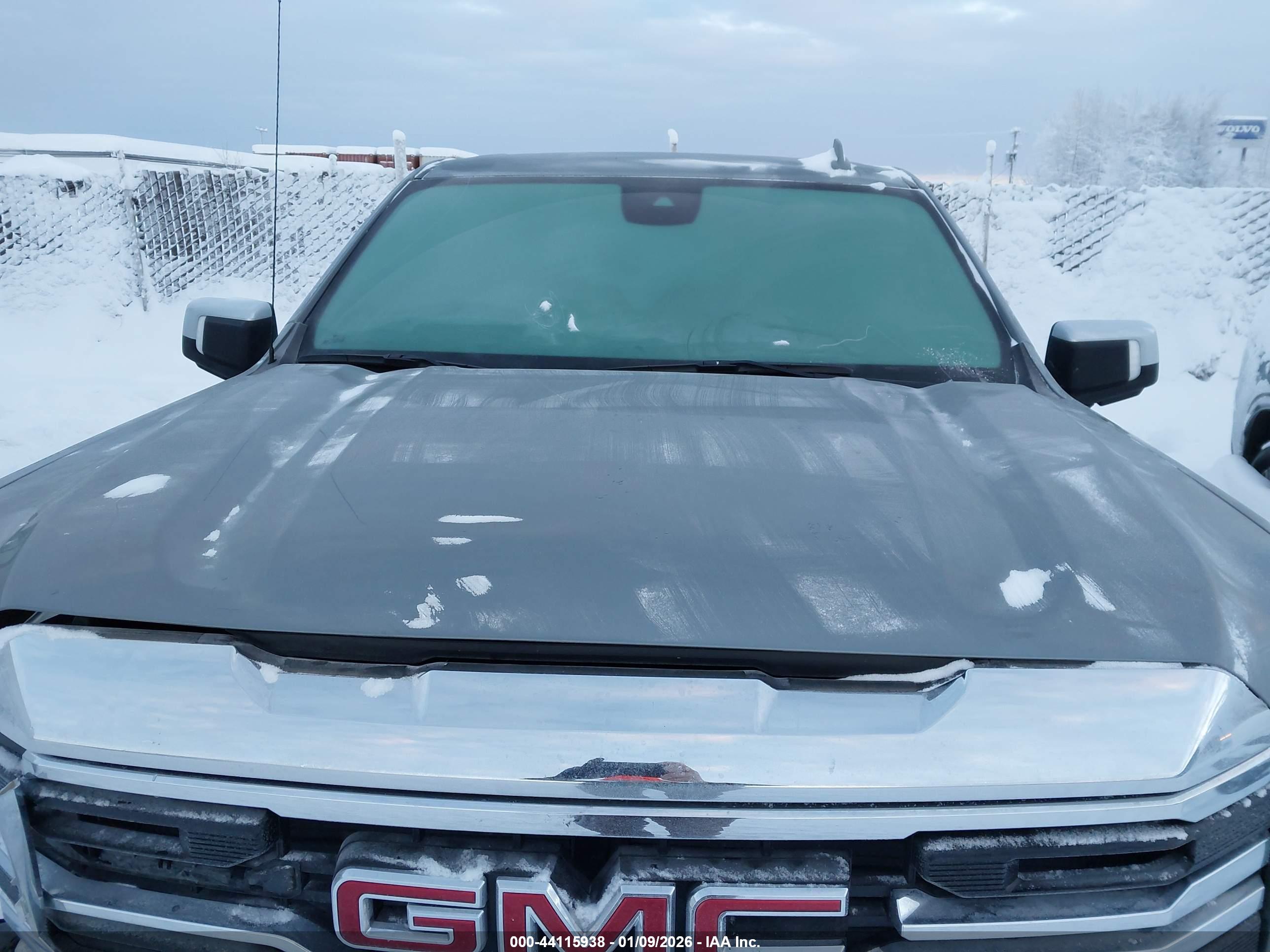GMC SIERRA image 10