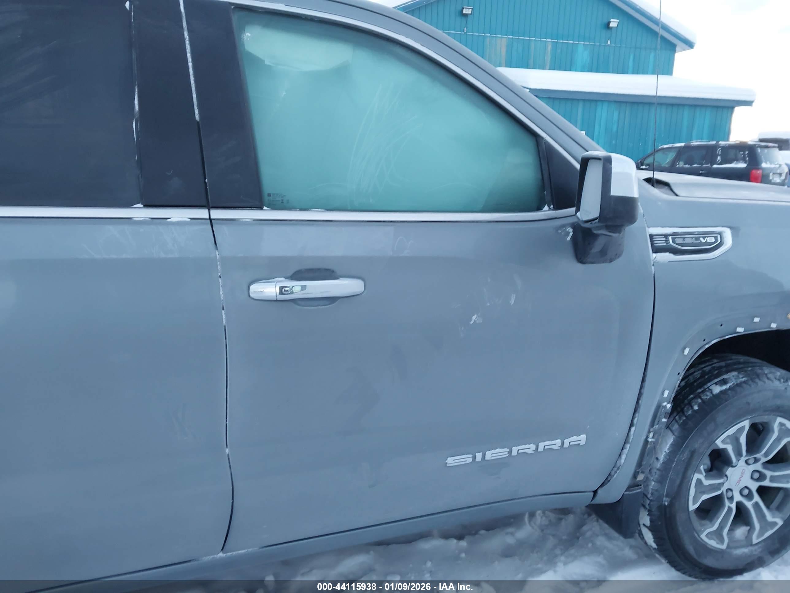 GMC SIERRA image 5