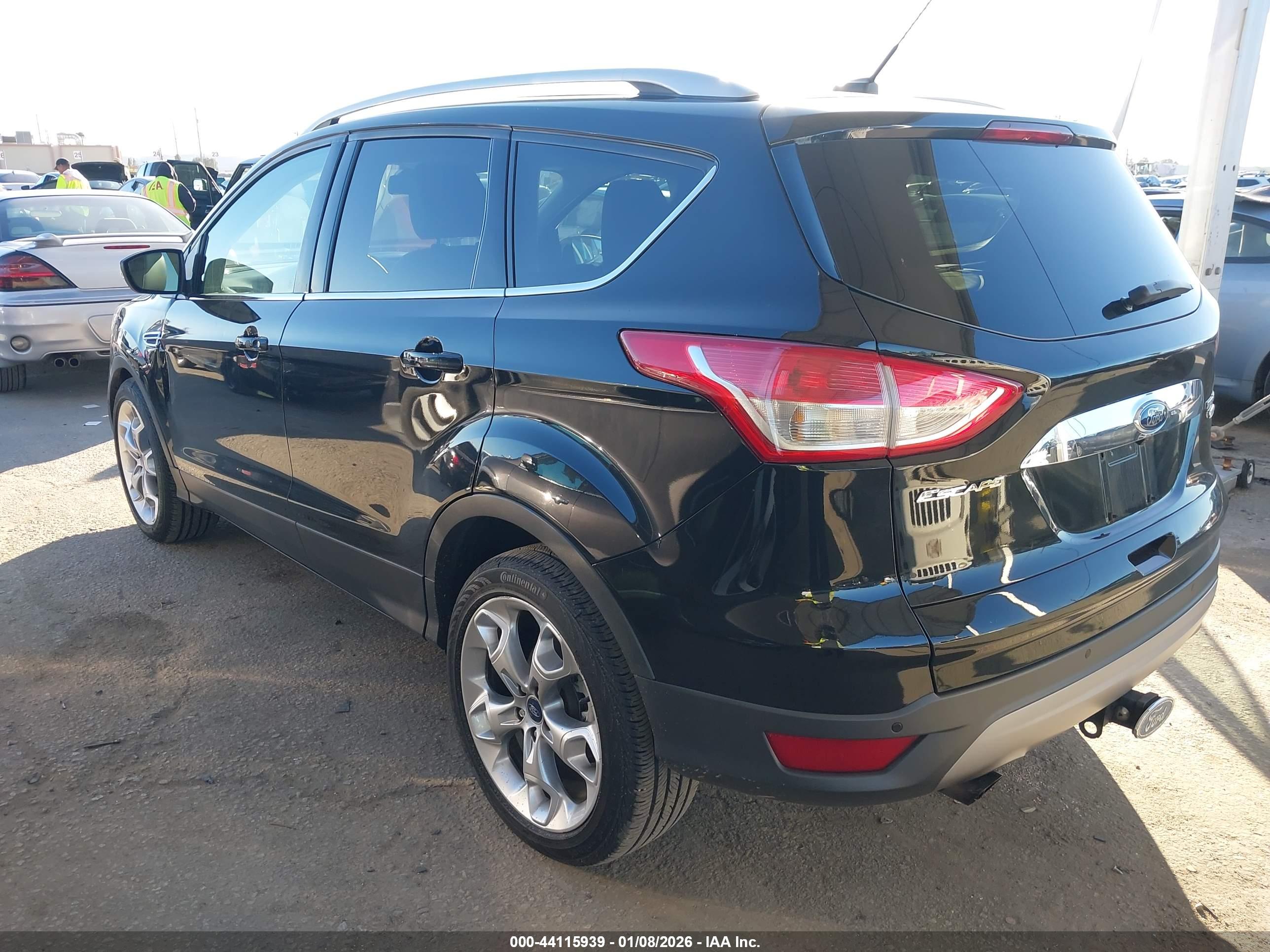 FORD ESCAPE image 3