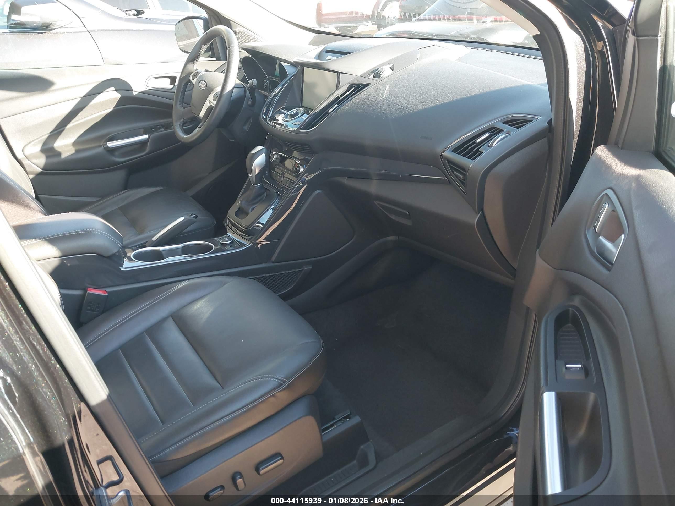 FORD ESCAPE image 5