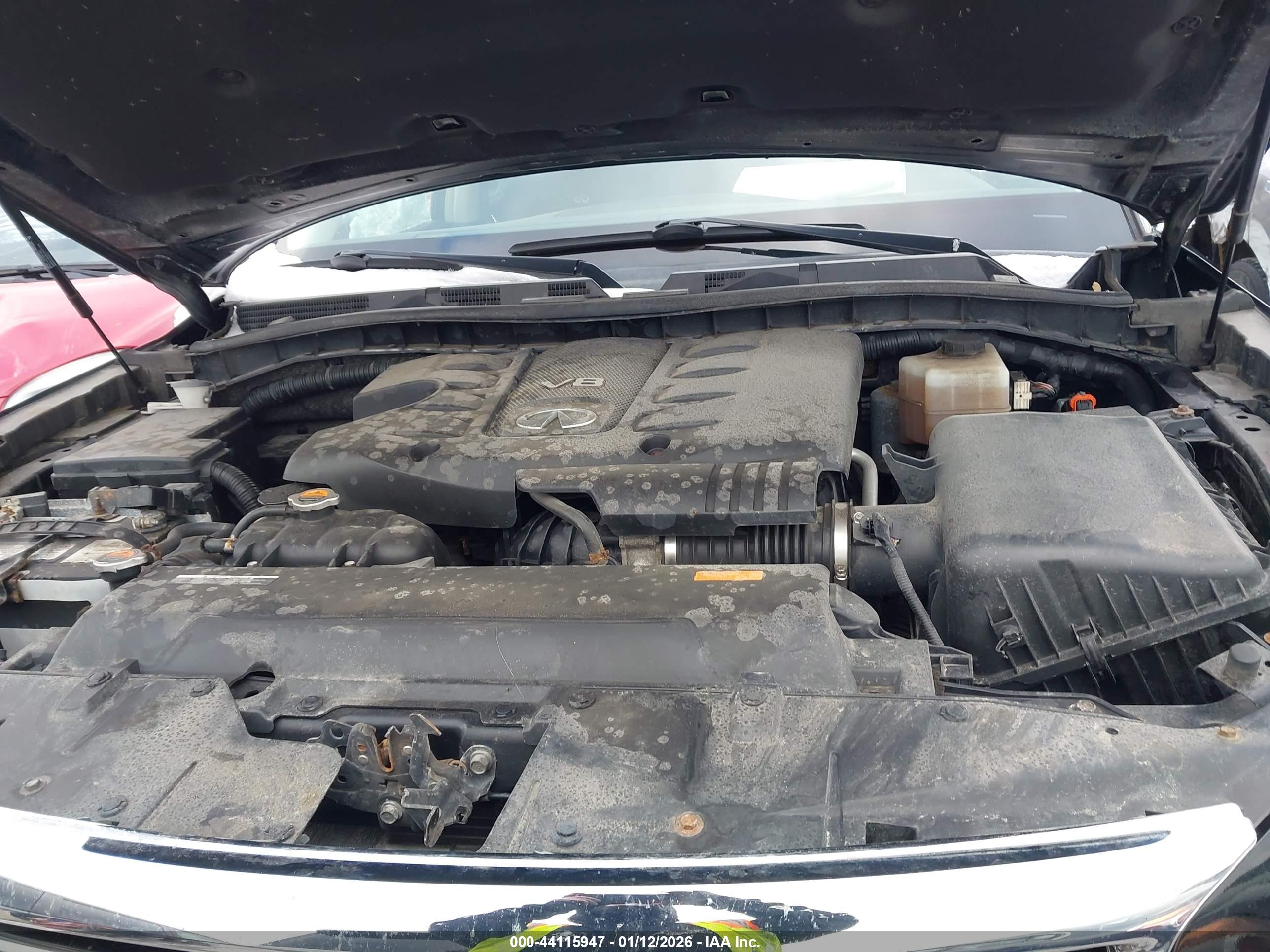 INFINITI QX56 image 10