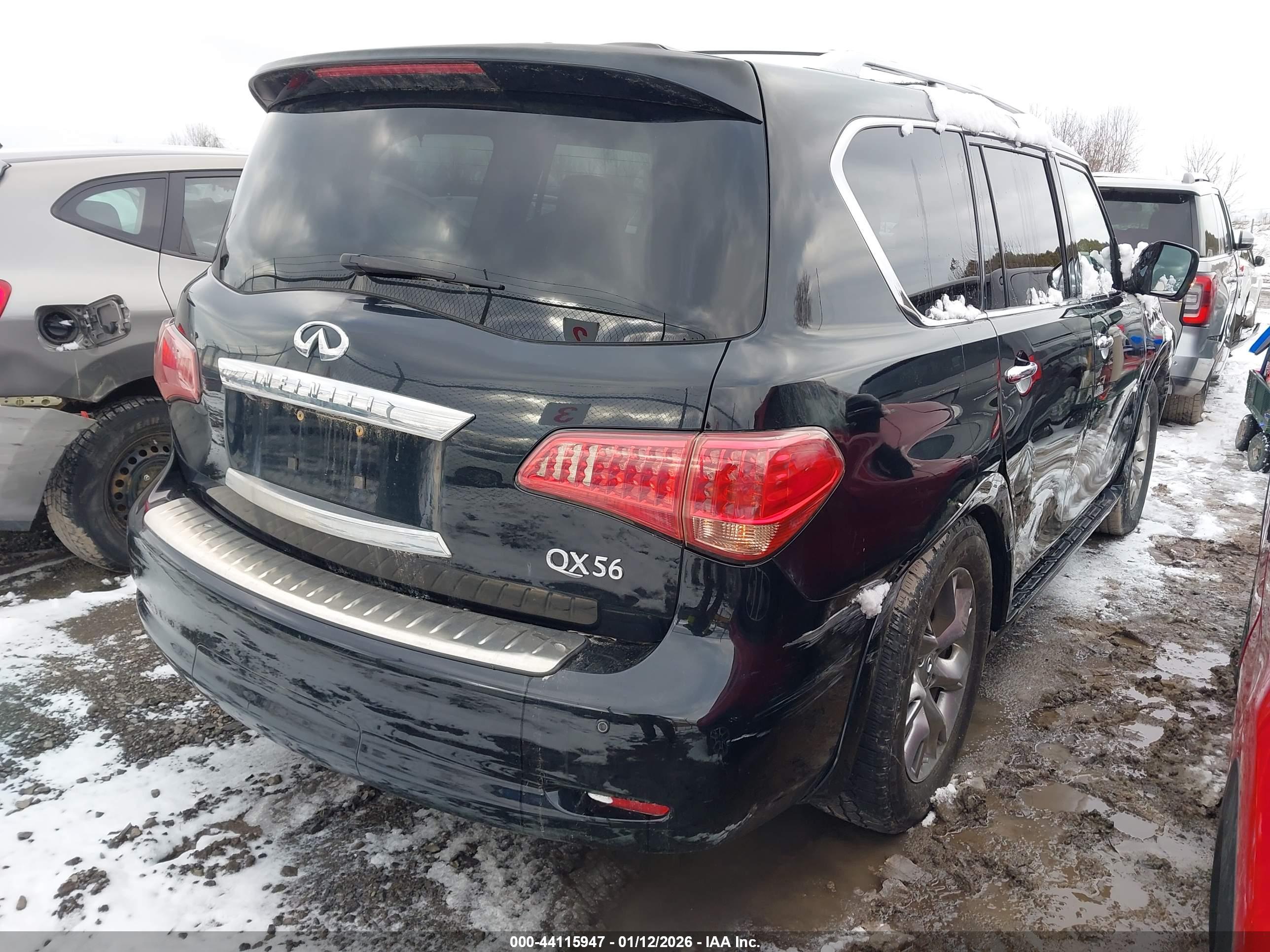 INFINITI QX56 image 4