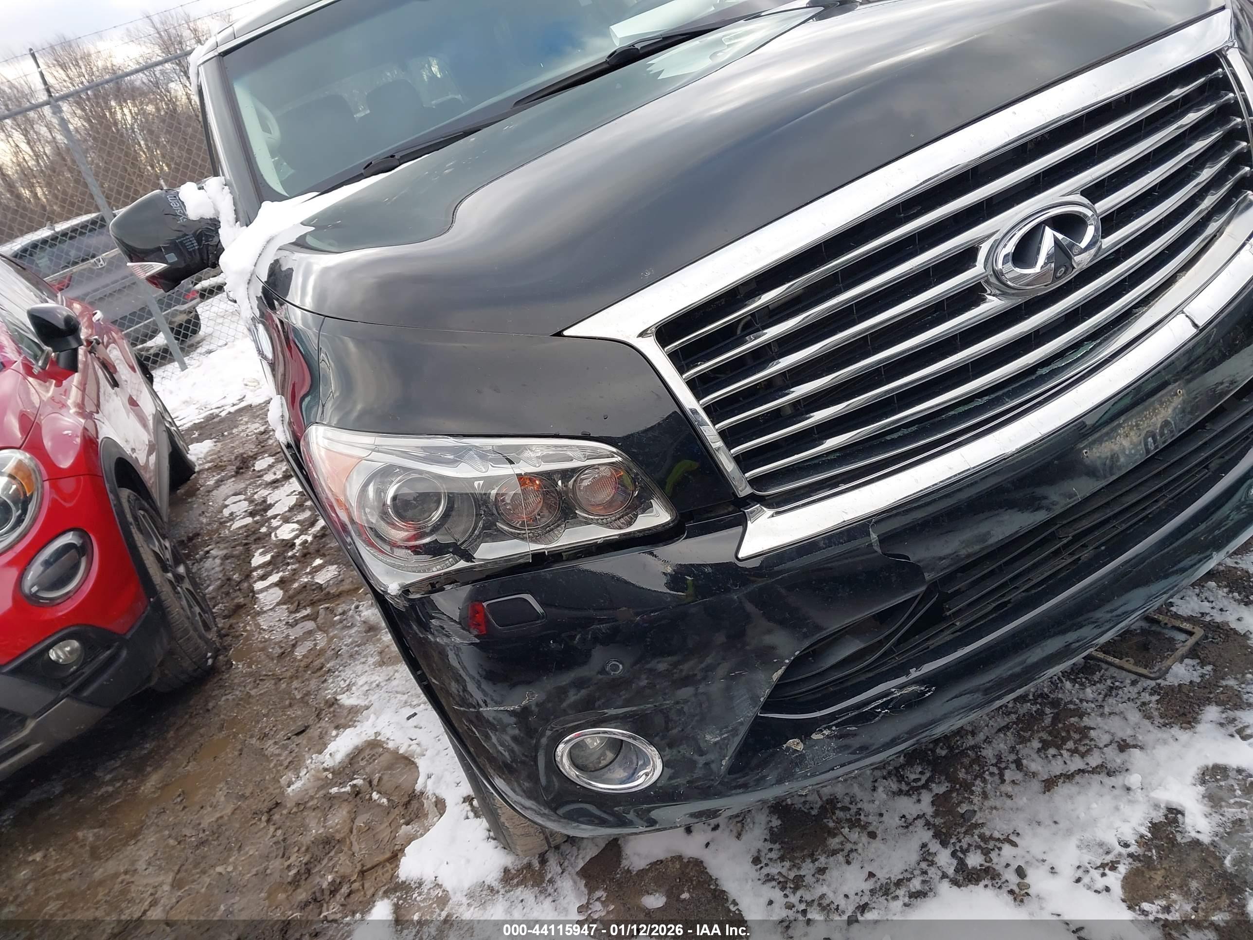 INFINITI QX56 image 6