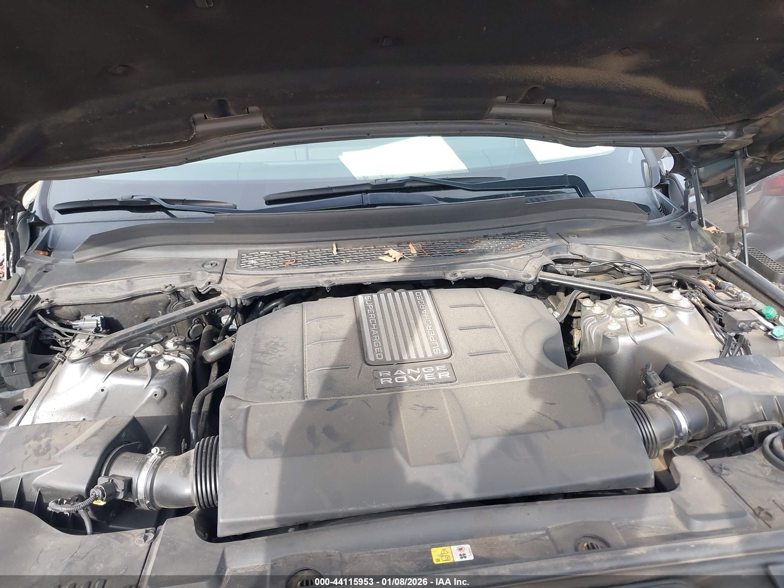 LAND ROVER image 10