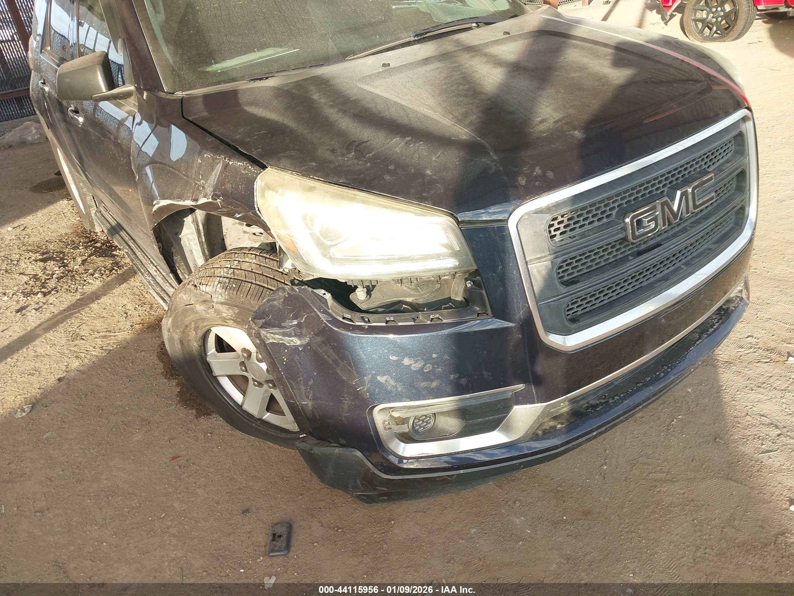 GMC ACADIA image 6