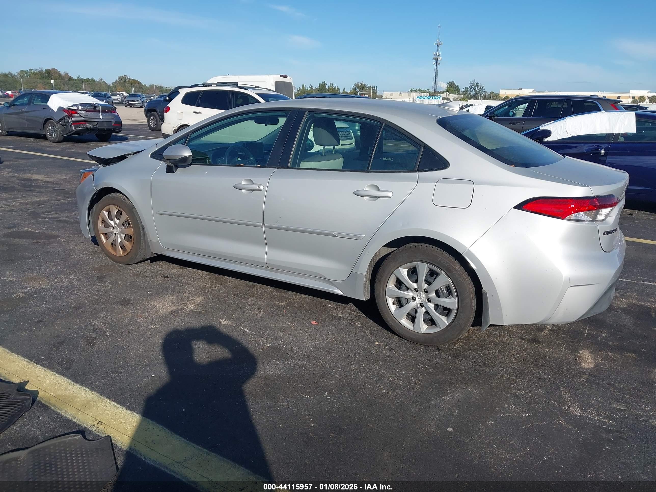 TOYOTA COROLLA image 3