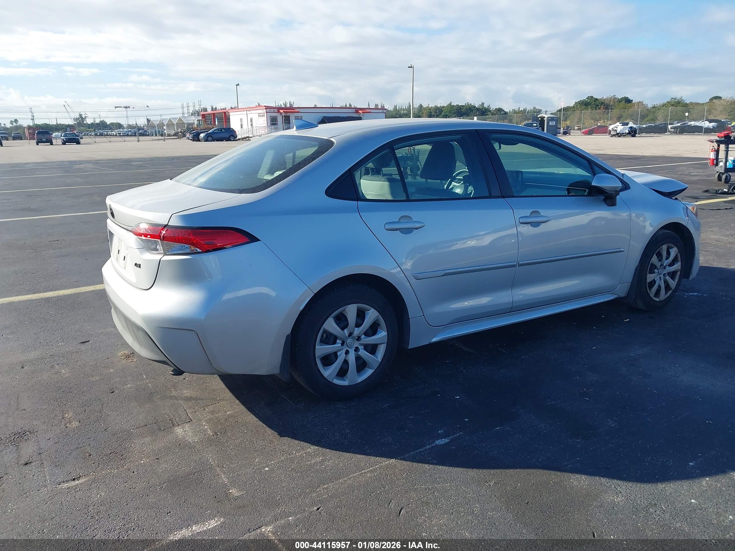 TOYOTA COROLLA image 4