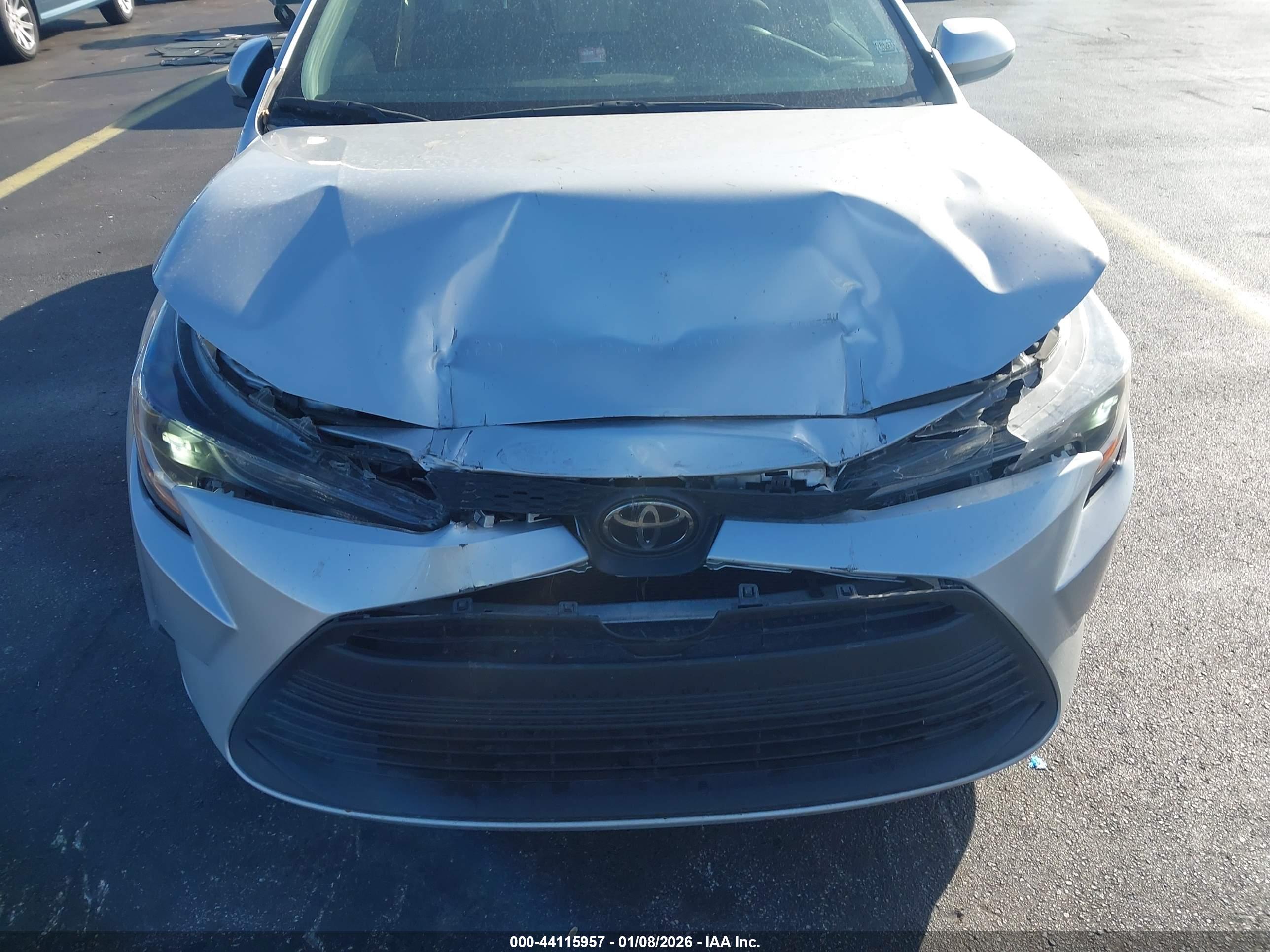 TOYOTA COROLLA image 6