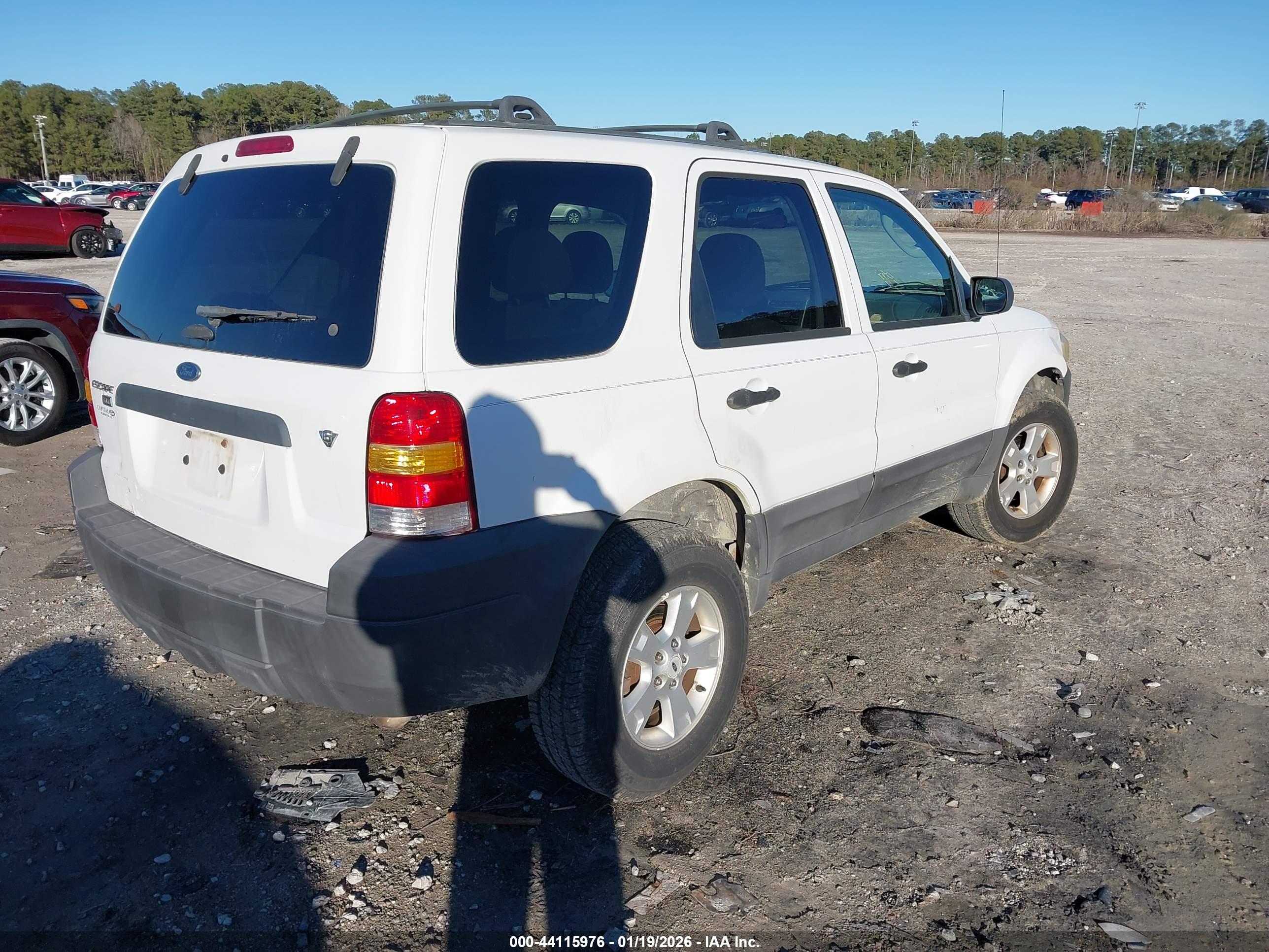FORD ESCAPE image 4