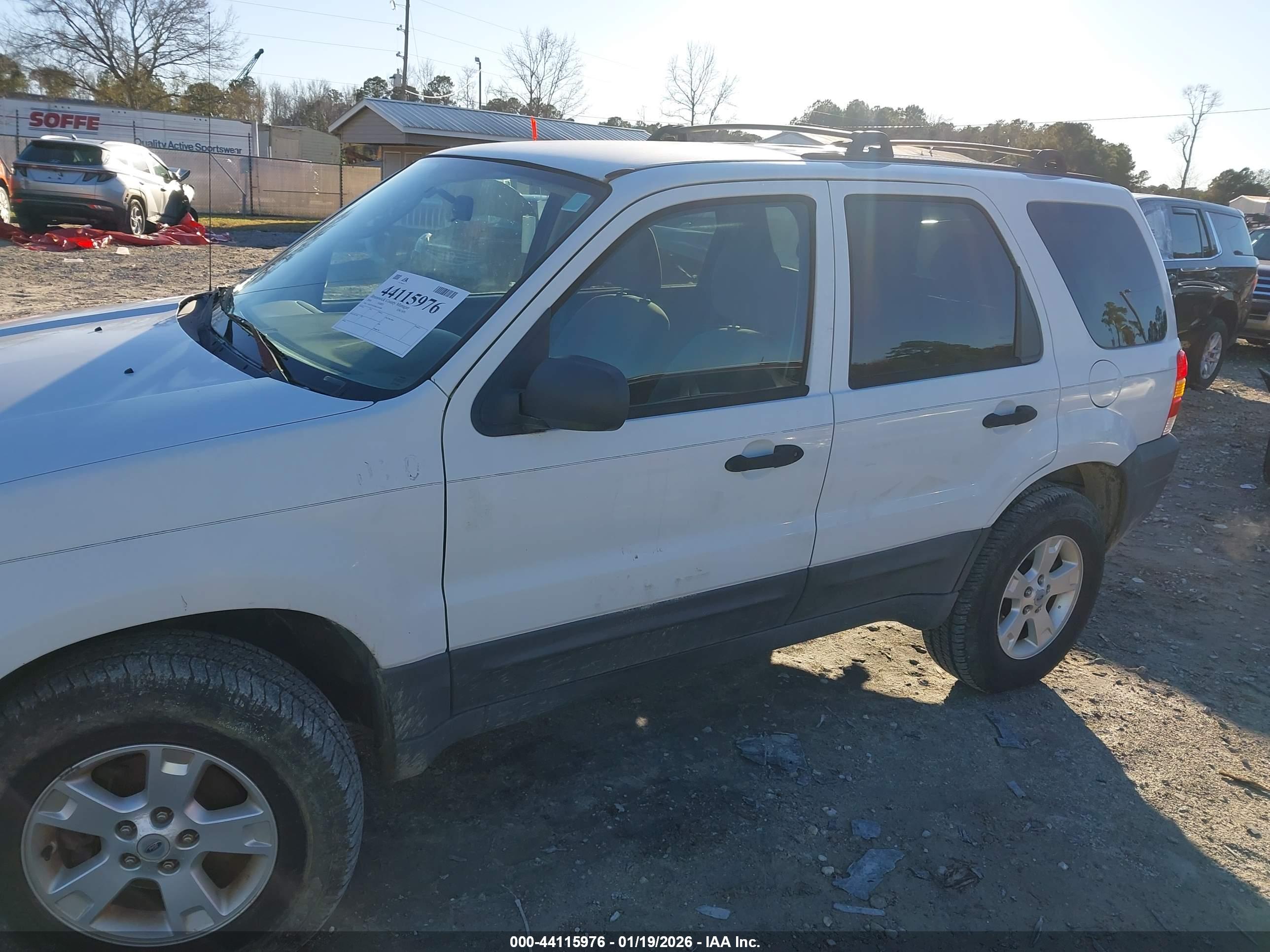 FORD ESCAPE image 6