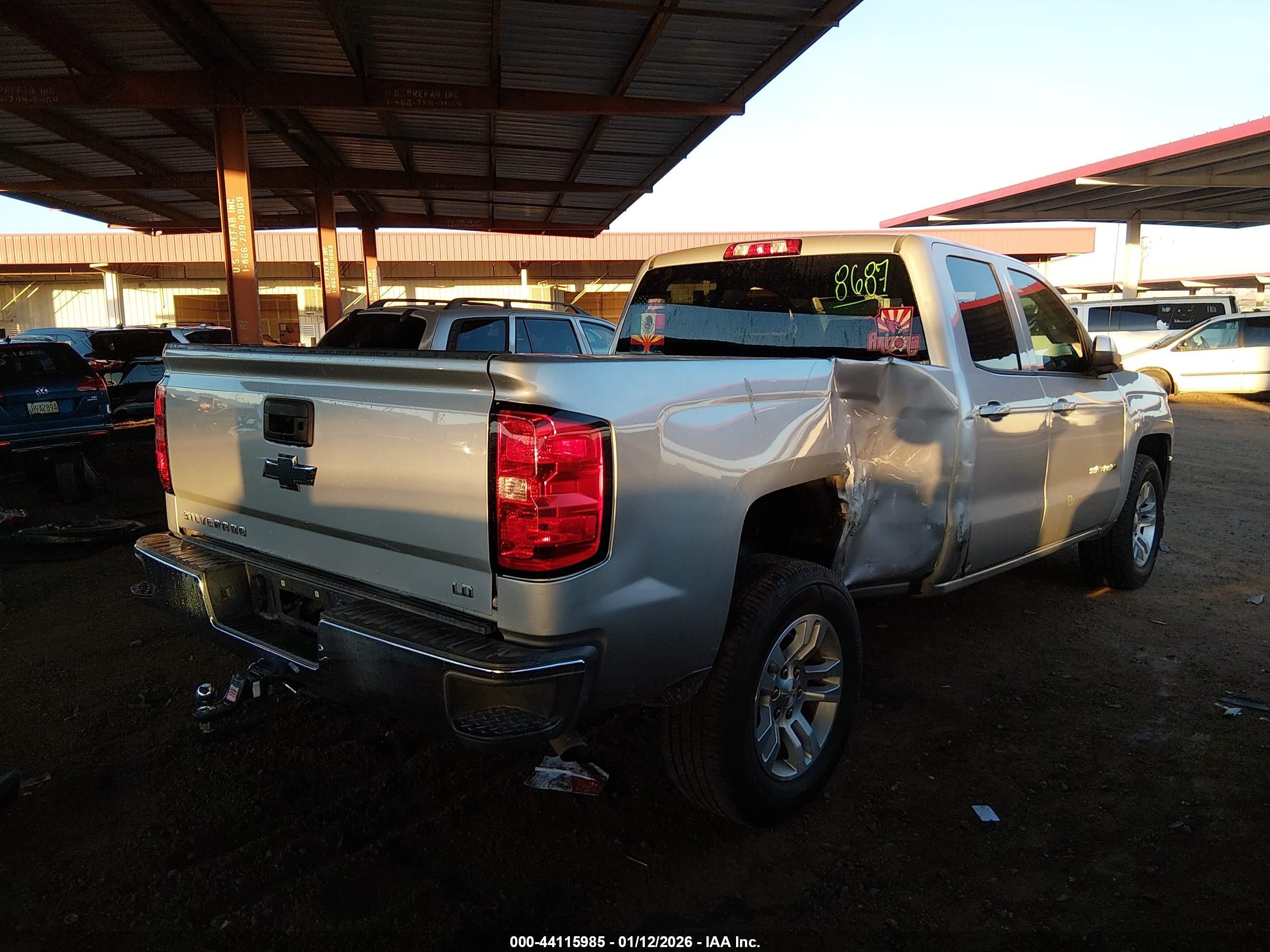 CHEVROLET SILVERADO image 4