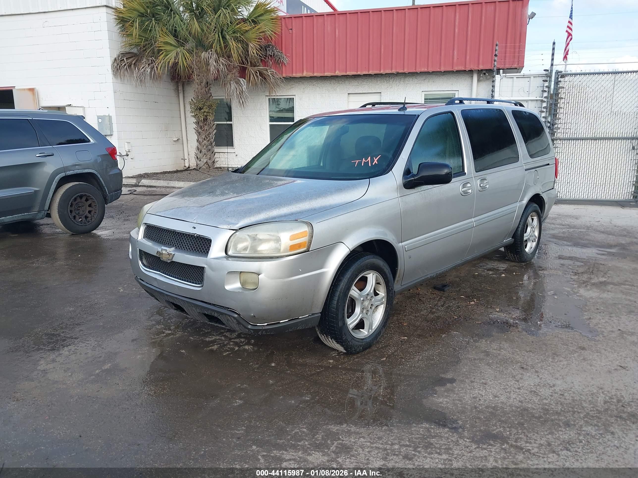 CHEVROLET UPLANDER image 2