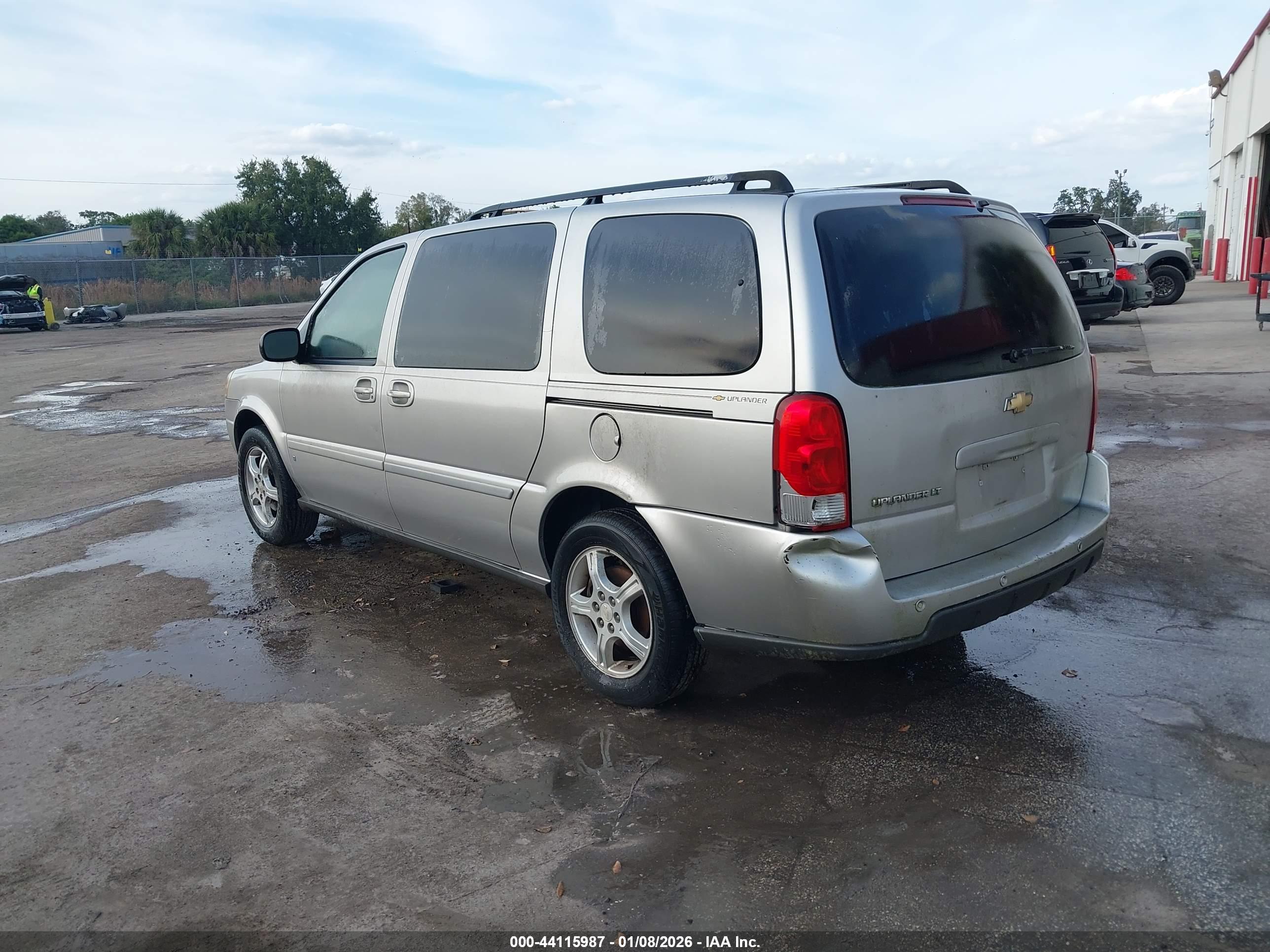 CHEVROLET UPLANDER image 3